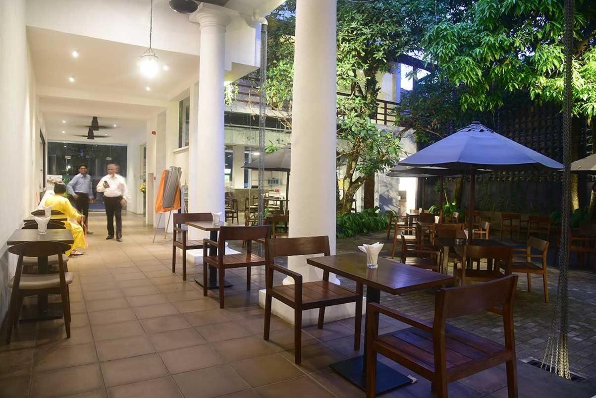 The Dutch Burgher Union Of Ceylon Guest house *