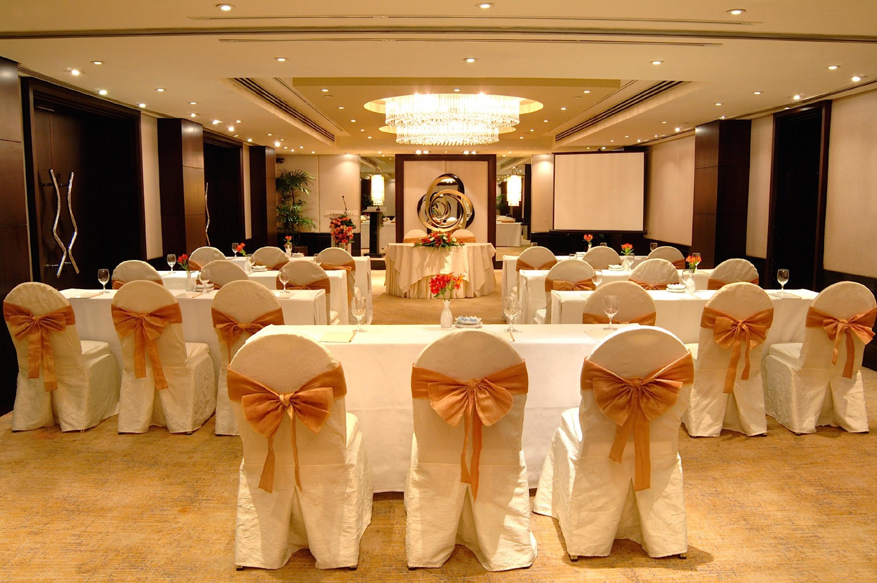 Hotel Cinnamon Lakeside 5*