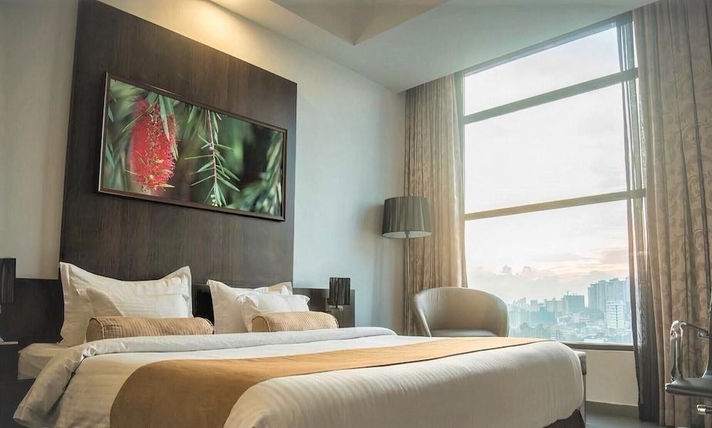Western Elyon Hotel