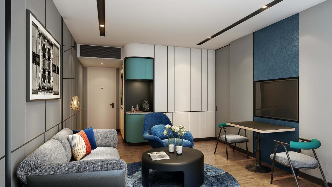 Courtyard By Marriott Hotel 5*
