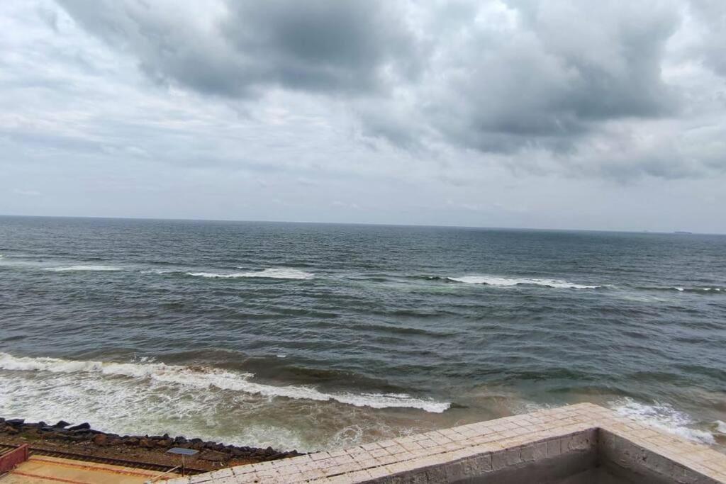 Apartment Serene Sea View By Chana *