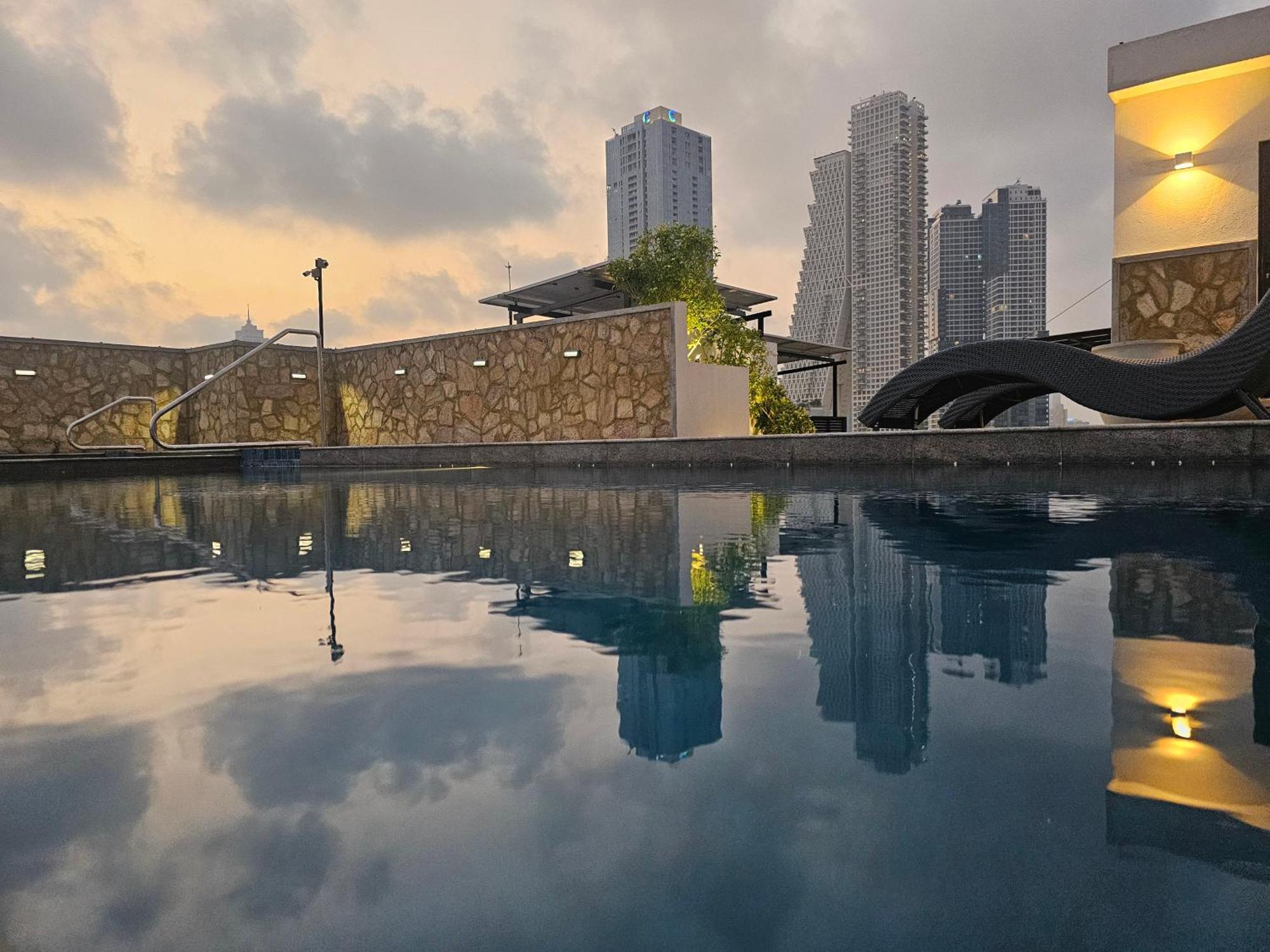Vaux Park Street - A Collection Of 8 Luxury Lofts Aparthotel *