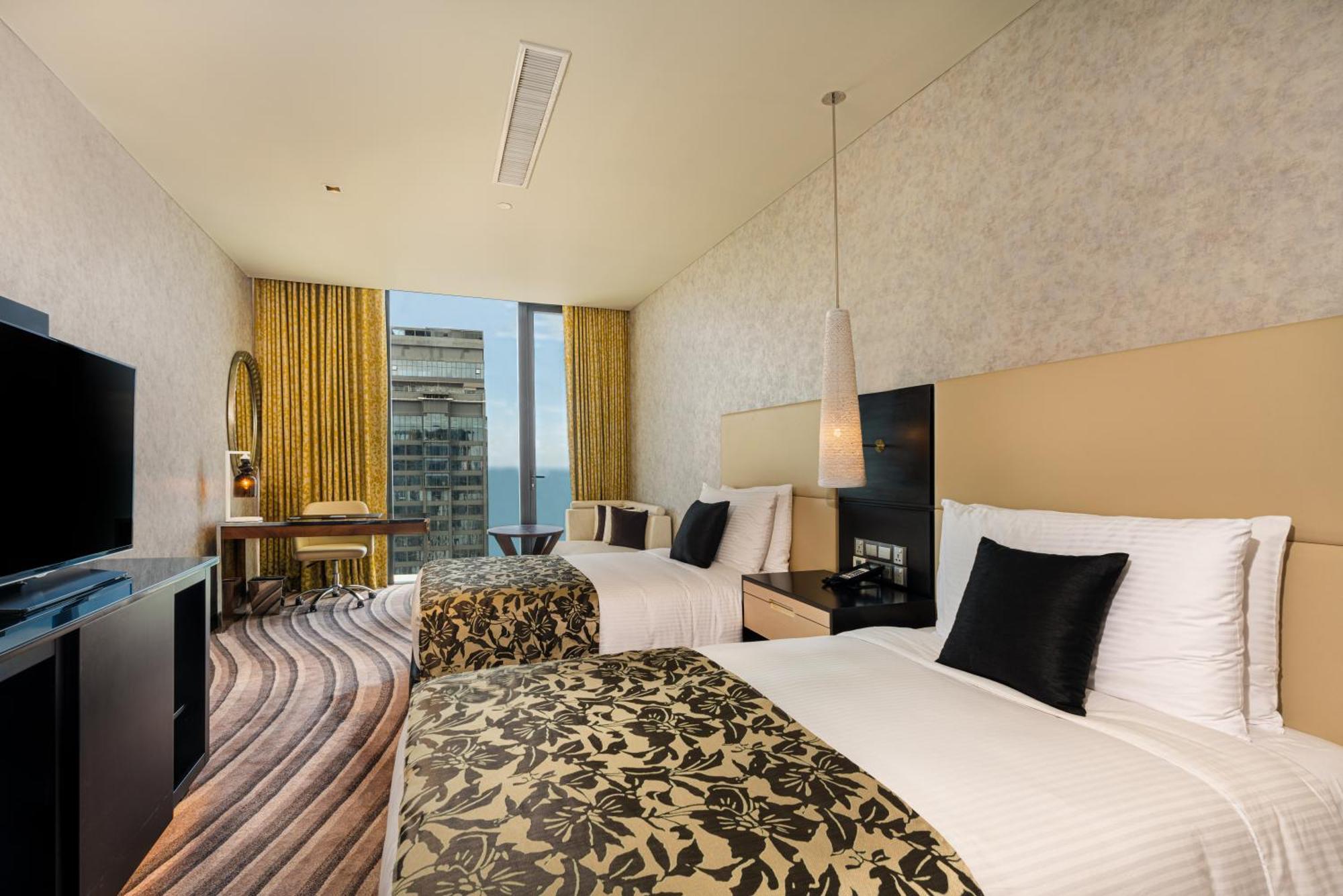 Hotel Nh Collection 5*