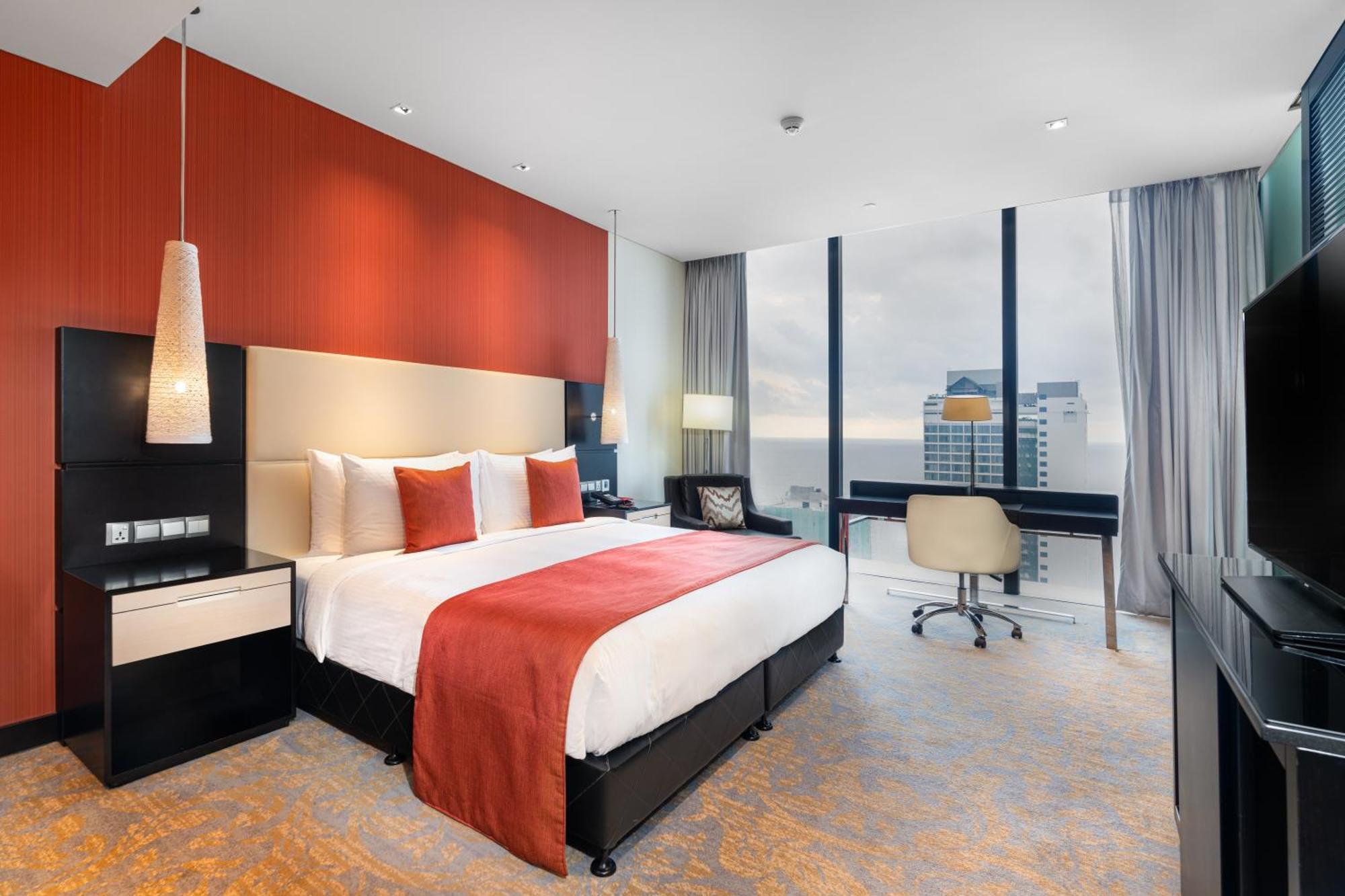 Hotel Nh Collection 5*