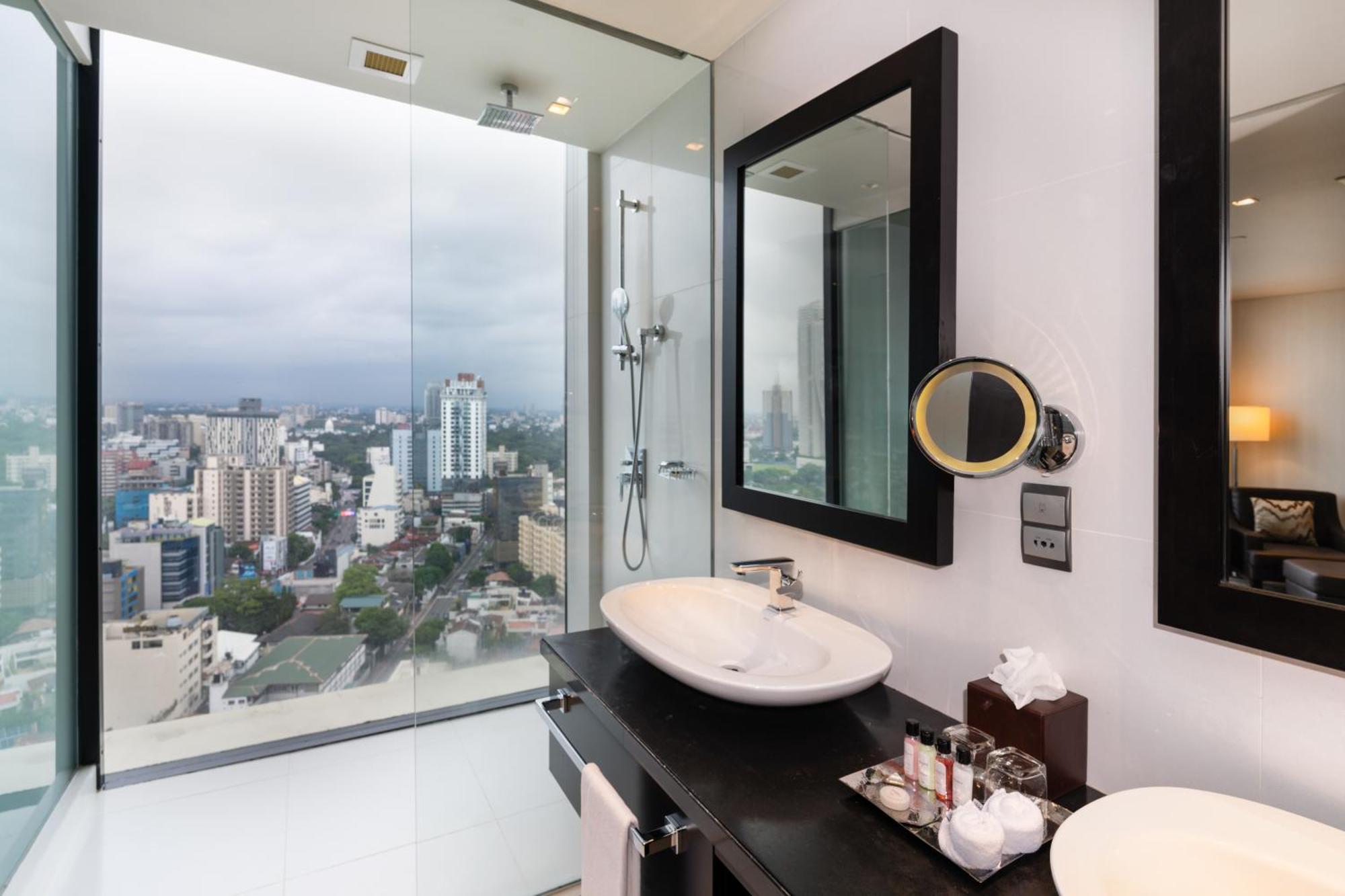 Nh Collection Hotel 5*