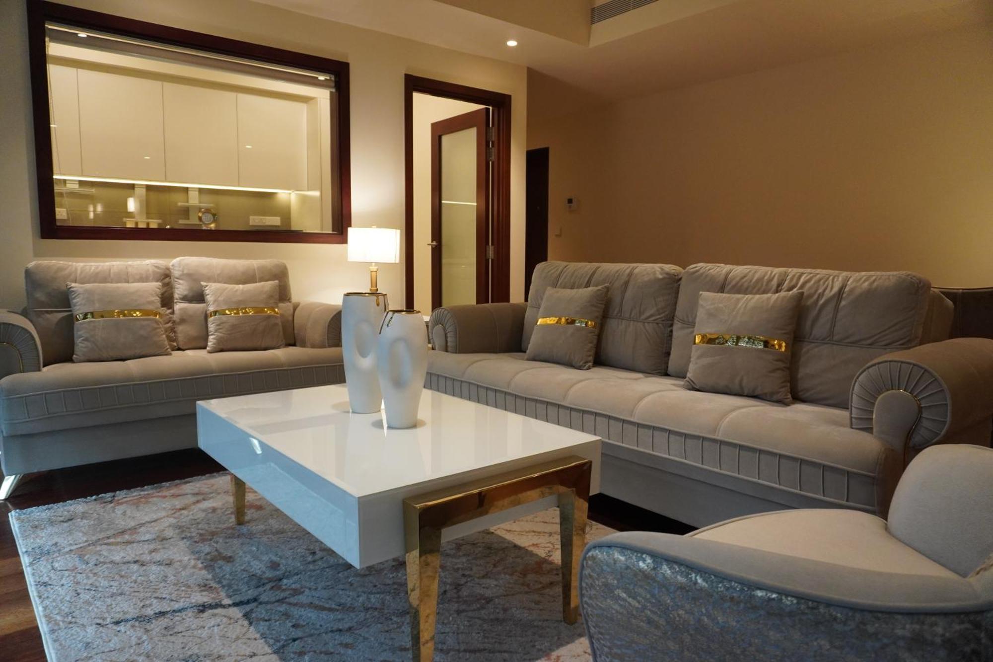 Opulent Comfort *