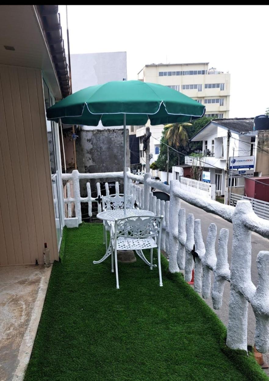 The Wish Kollupitiya,seaside Next To Marino Hotel,colombo 3 Homestay