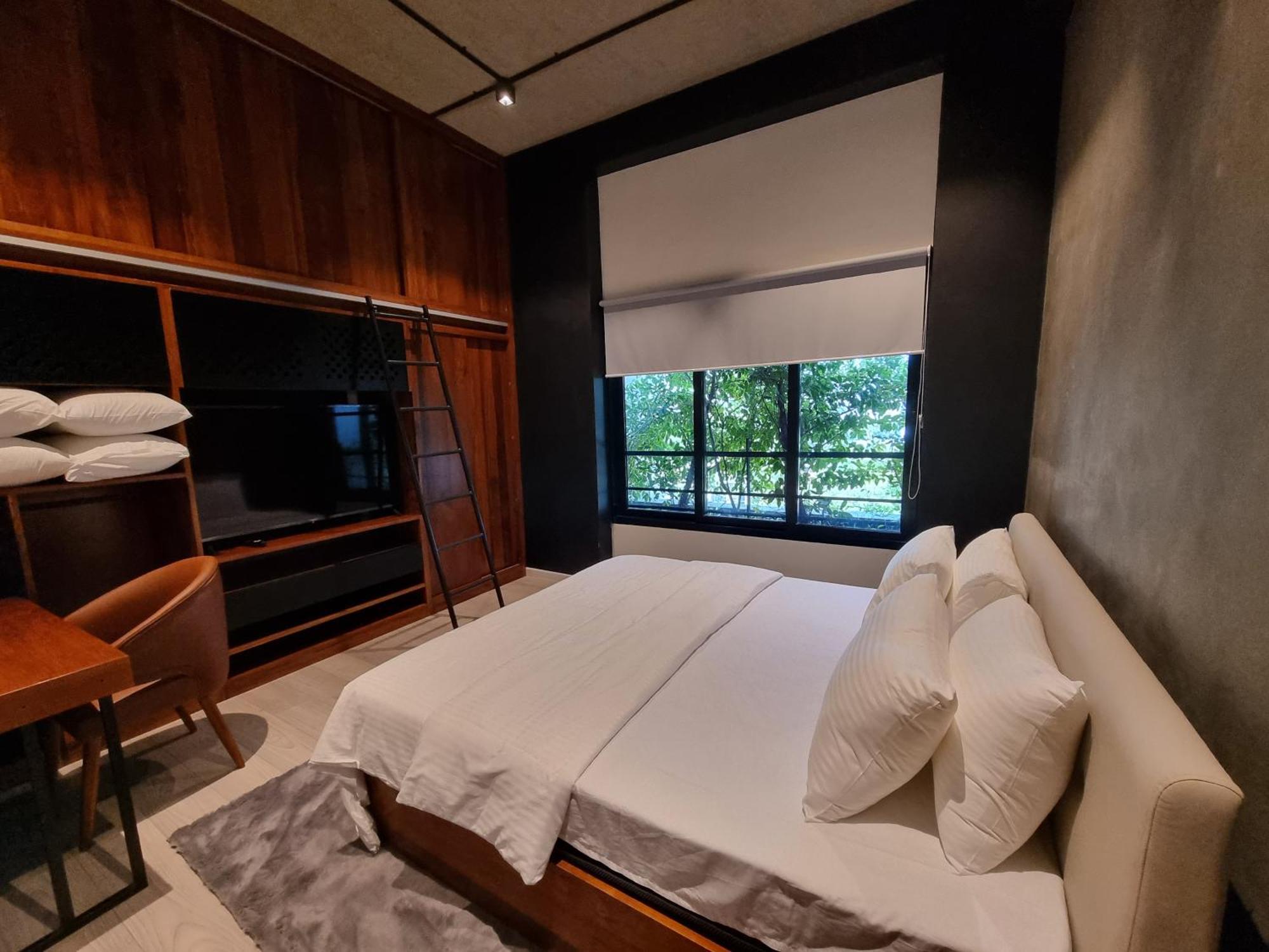 Vaux Park Street - A Collection Of 8 Luxury Lofts Aparthotel *