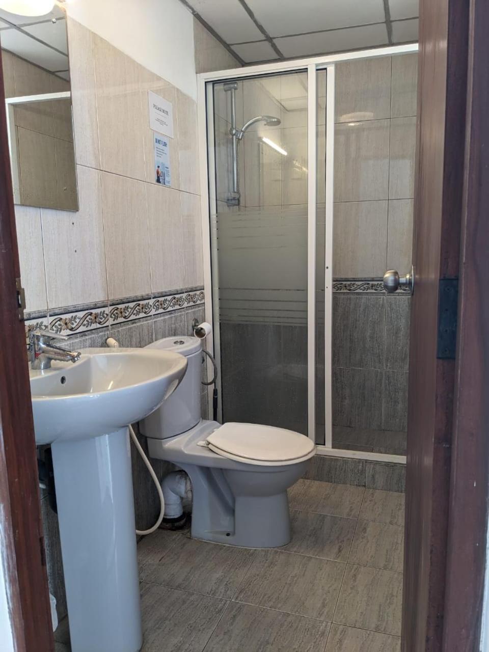 Hotel Palmyrah Residencies Colombo