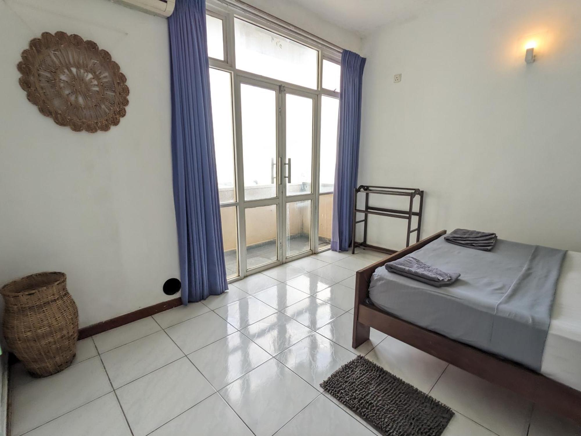 Palmyrah Residencies Hotel *