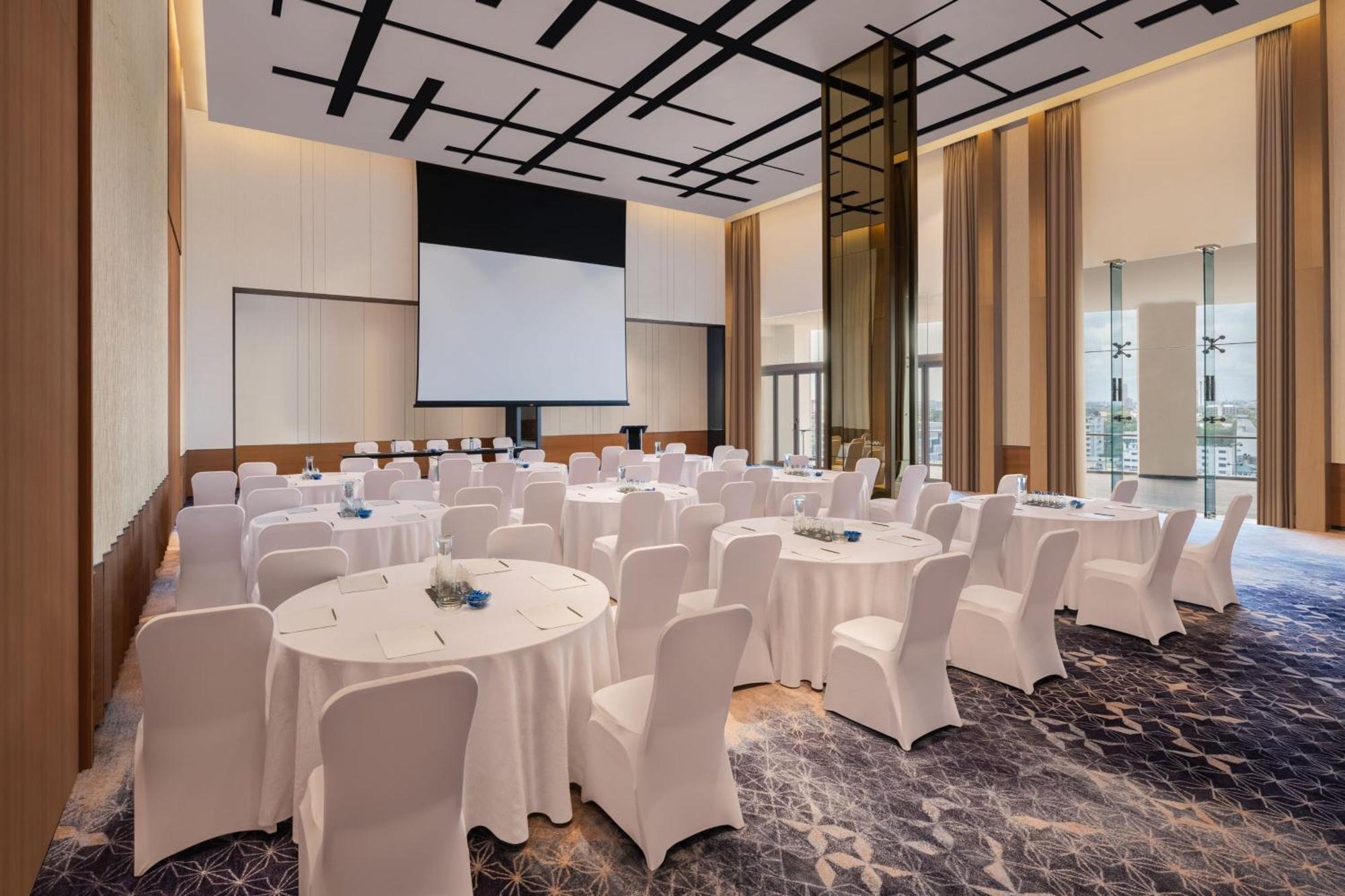 Courtyard By Marriott Hotel Colombo