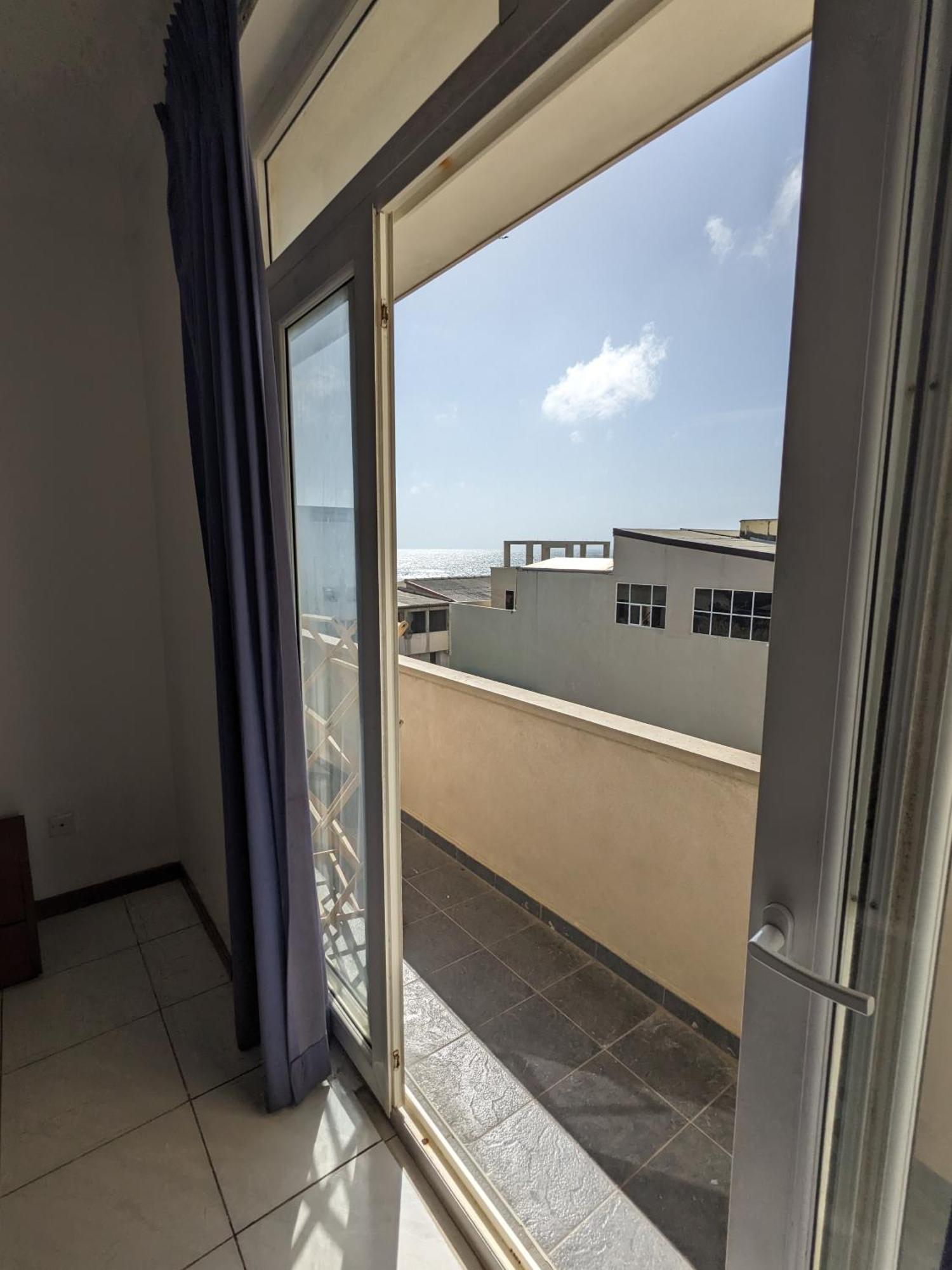 Palmyrah Residencies Hotel Colombo