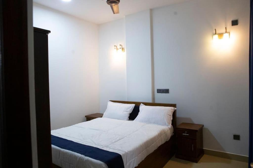 Golden Residencies - - 3 Bed *