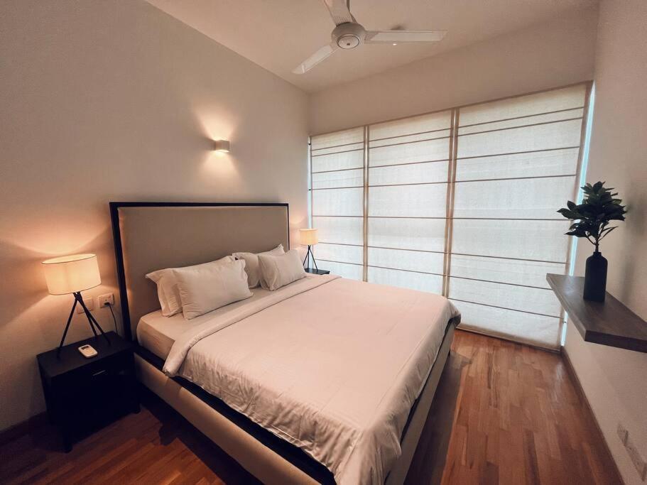 Apartment In Colombo: Cozy Two Bedroom