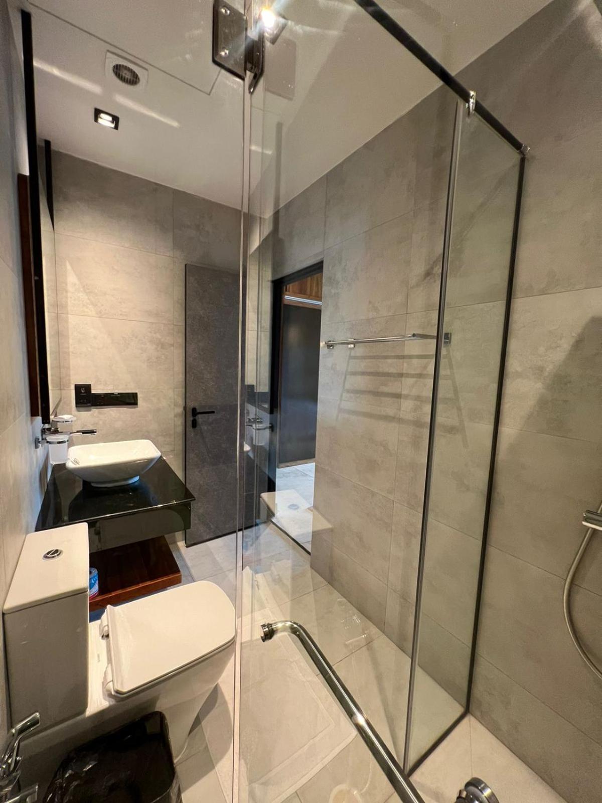 Vaux Park Street - A Collection Of 8 Luxury Lofts *