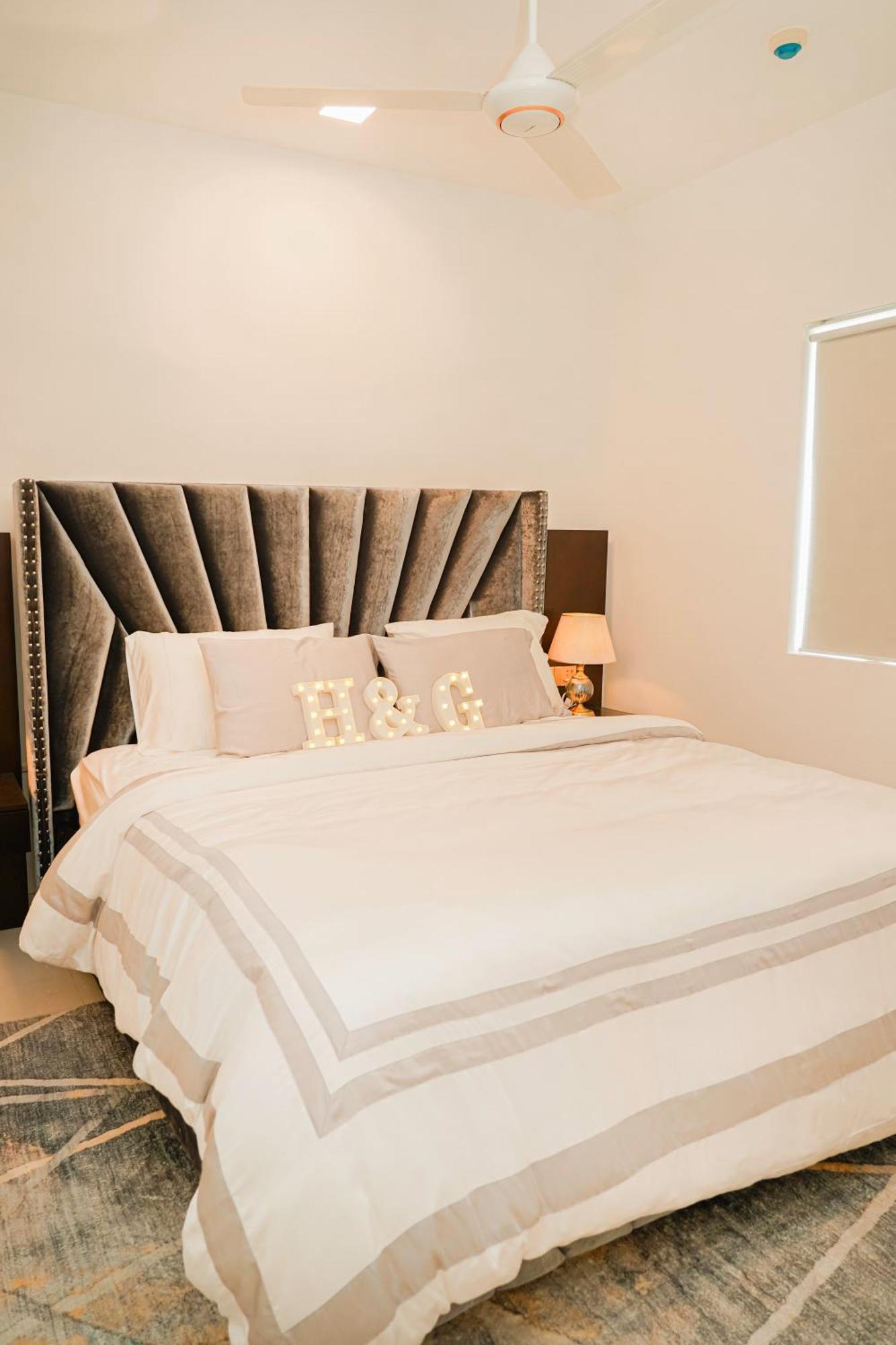 Fairway Velvet Vista 3 Bedroom With Pool And Gym Apartment Colombo