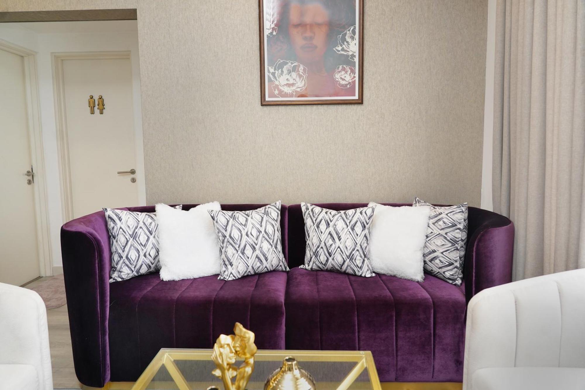 Fairway Velvet Vista 3 Bedroom With Pool And Gym Colombo