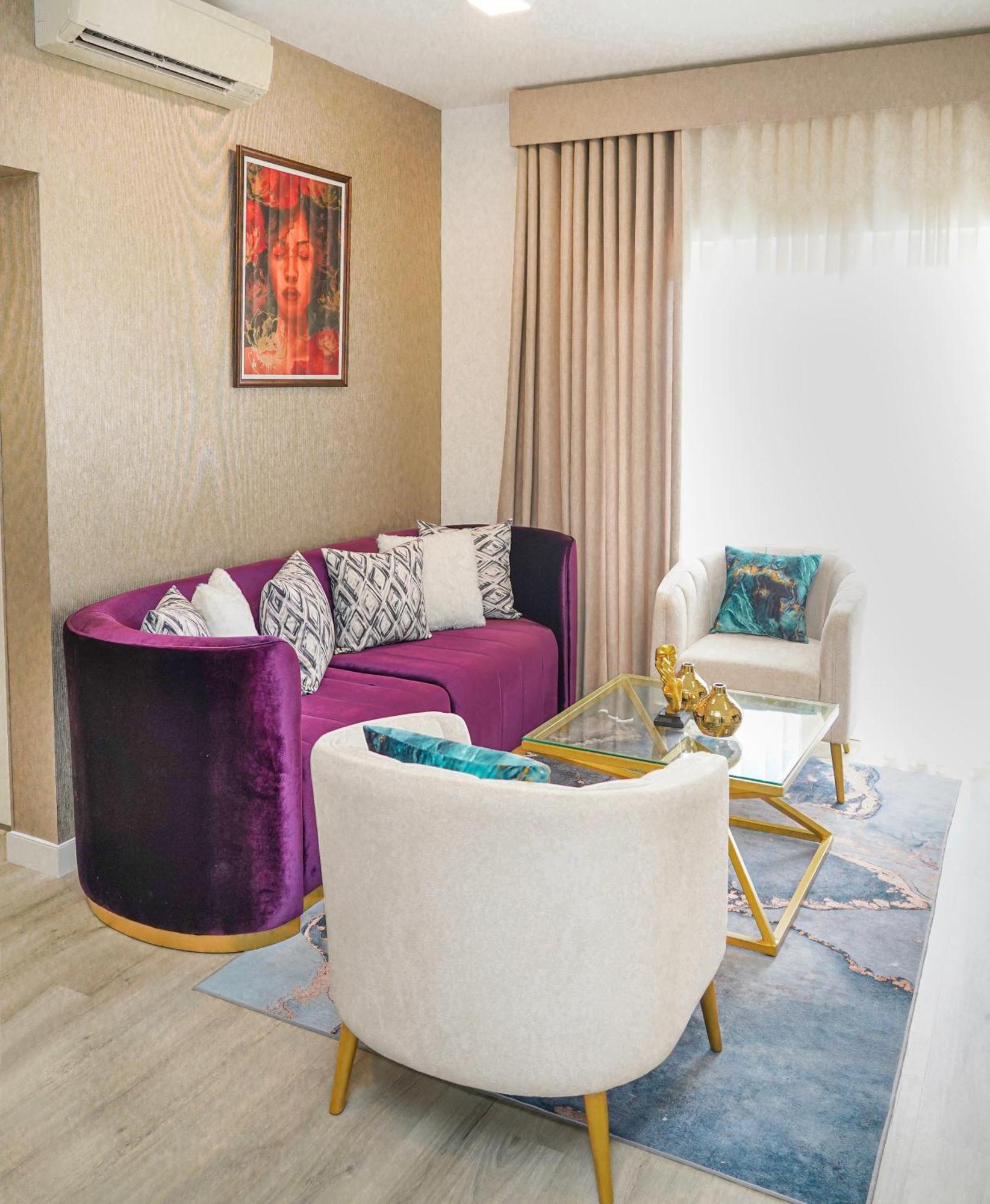 Fairway Velvet Vista 3 Bedroom With Pool And Gym Apartment *
