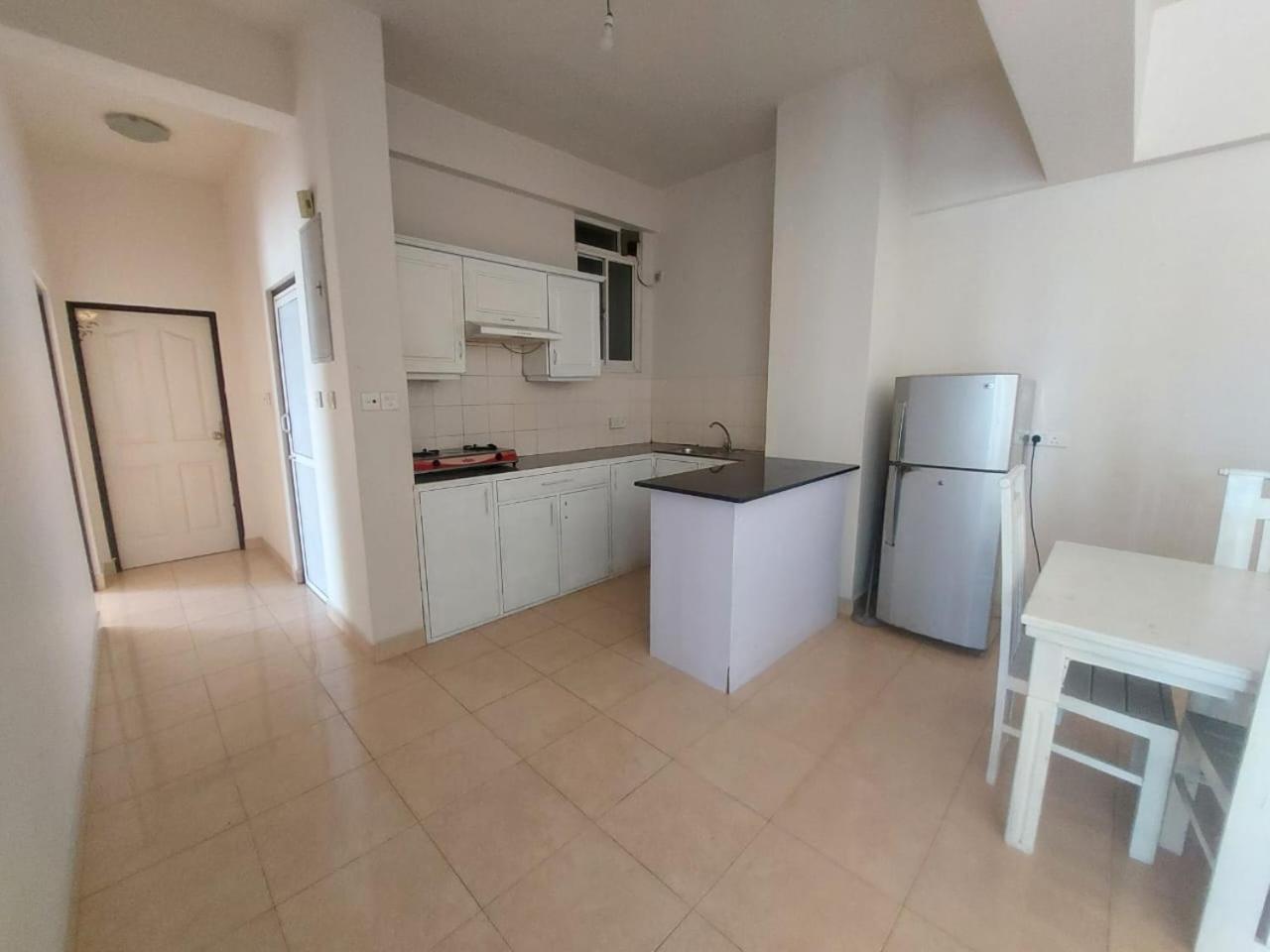 - Capital Park Apartment Colombo