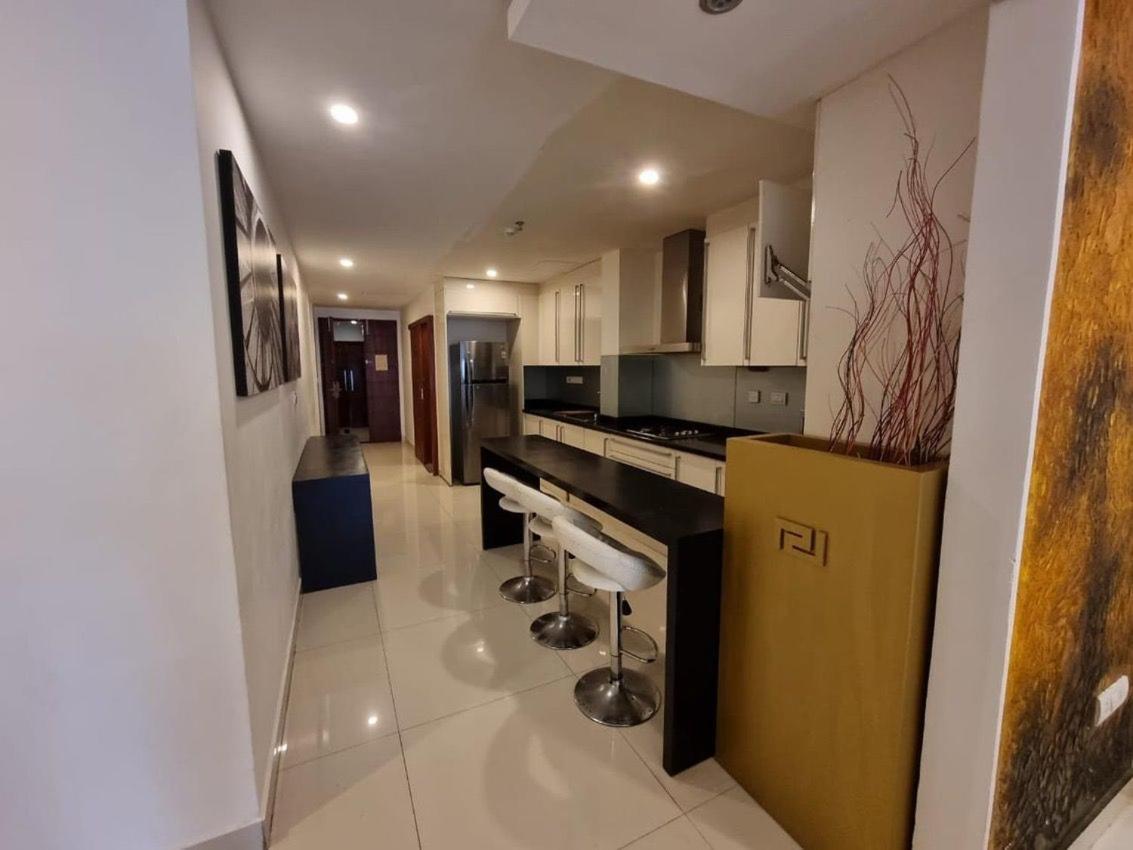 In 03 Apartment *