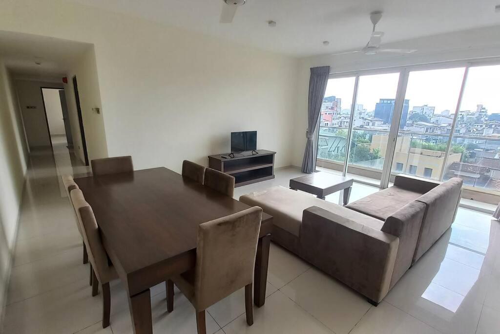 Capital Residencies Col 05 Thimba 7-3 Apartment Colombo