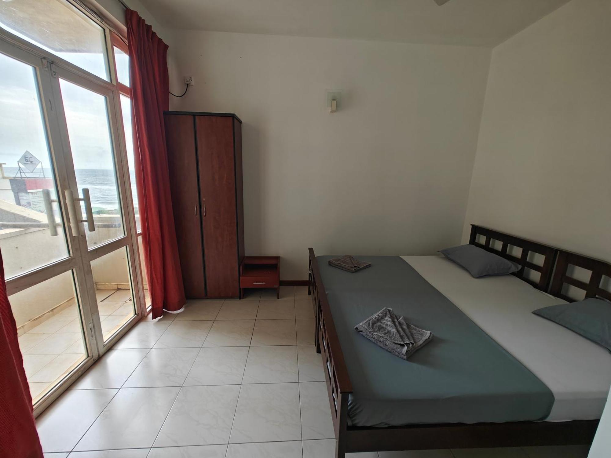 Hotel Palmyrah Residencies *