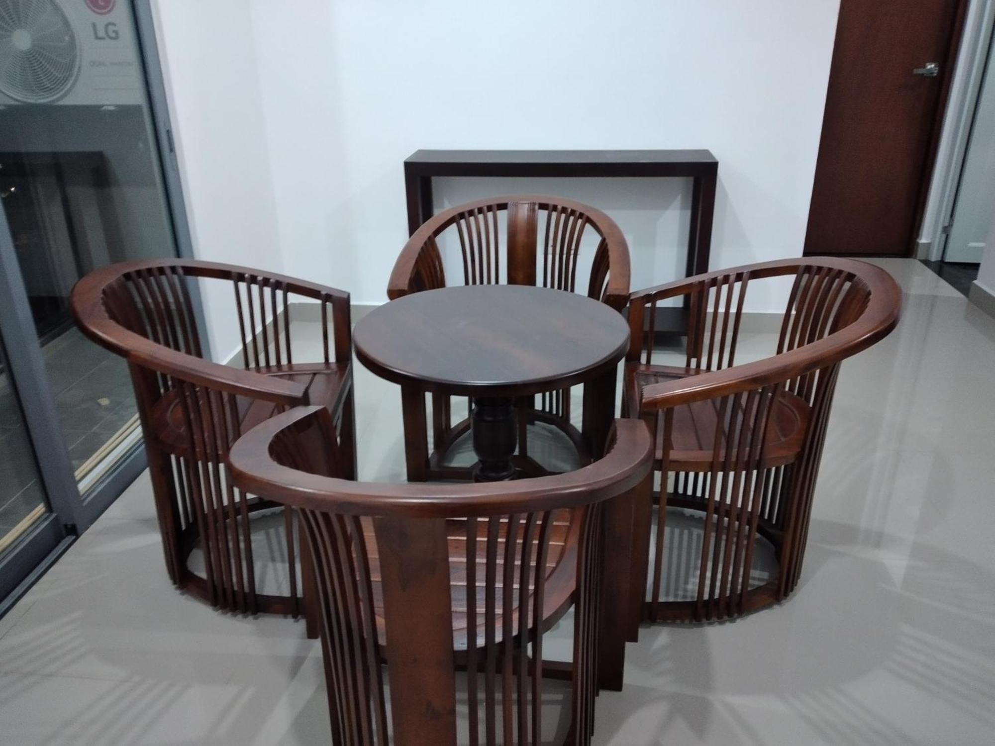 Oval View Residencies *