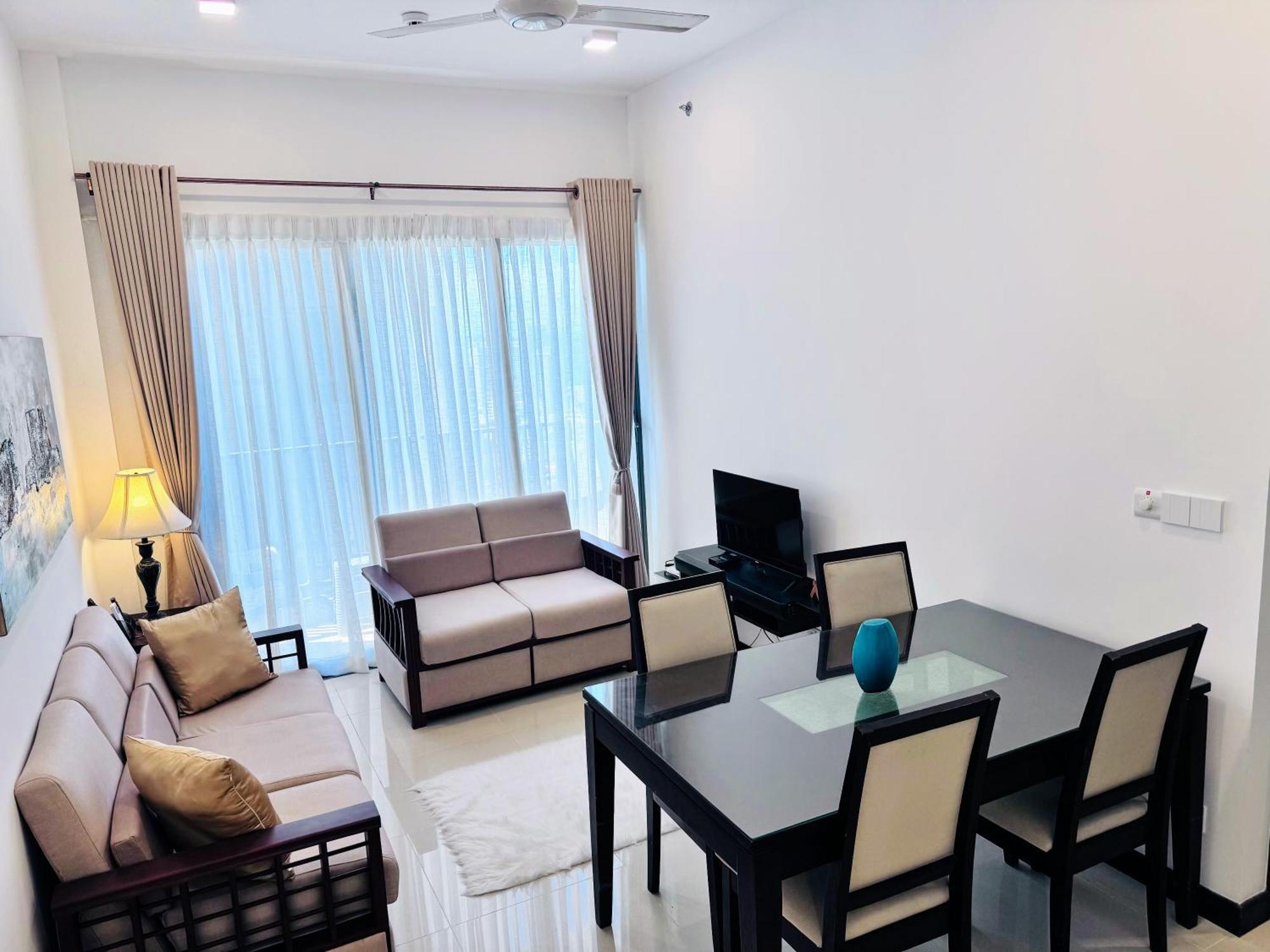 Tri-zen Urban Retreat By Serviced Lk