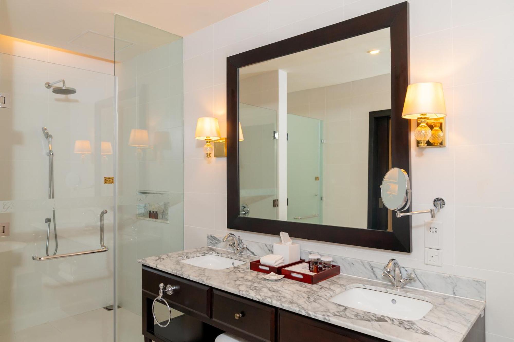 Galle Face 5*