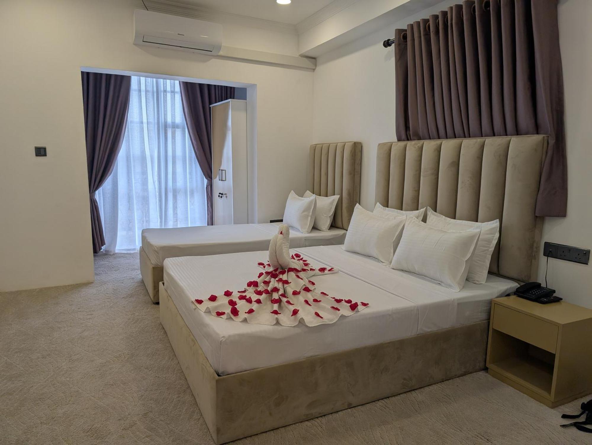 Hotel Kings Grand Colombo