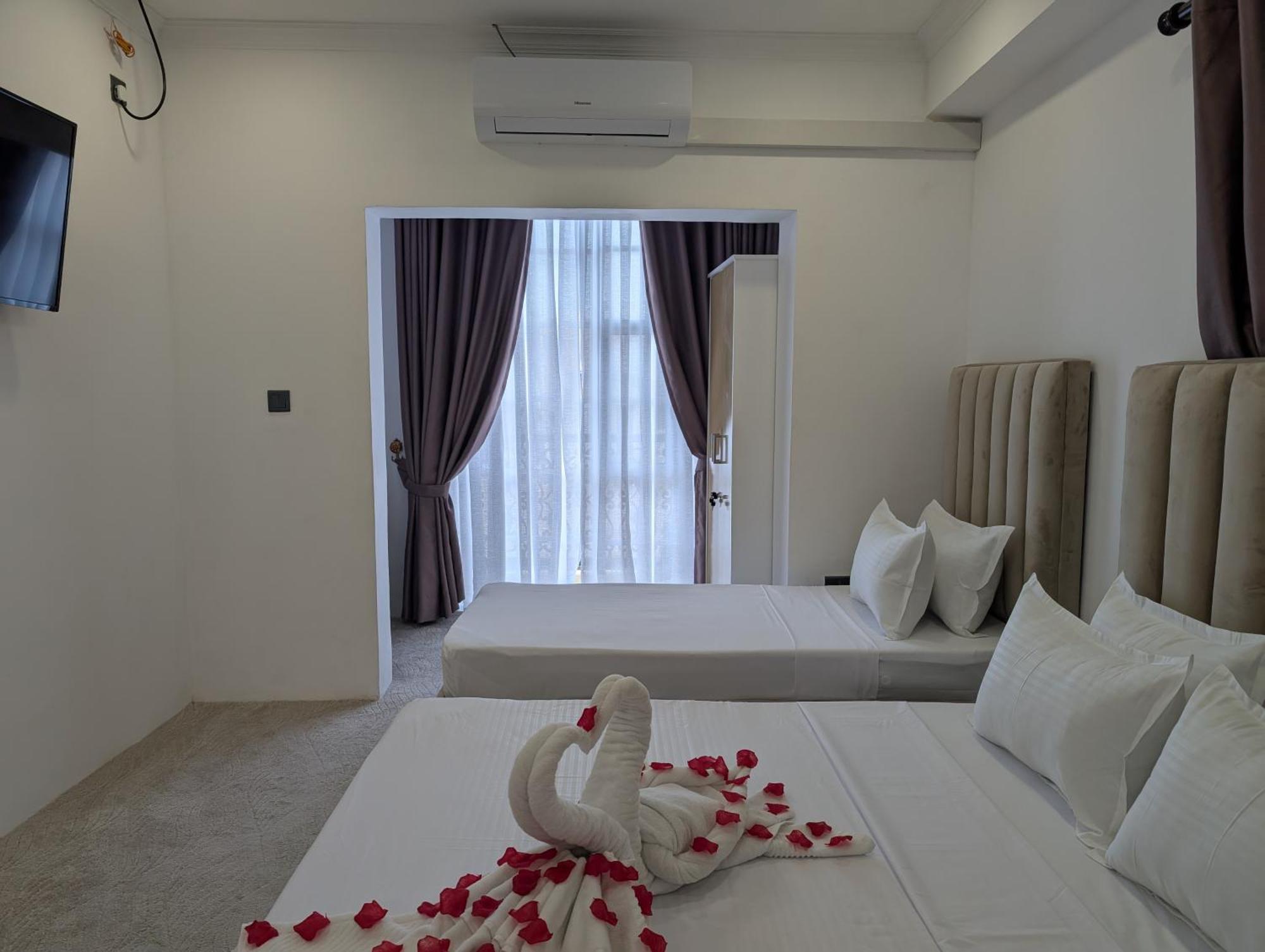 Hotel Kings Grand 3*