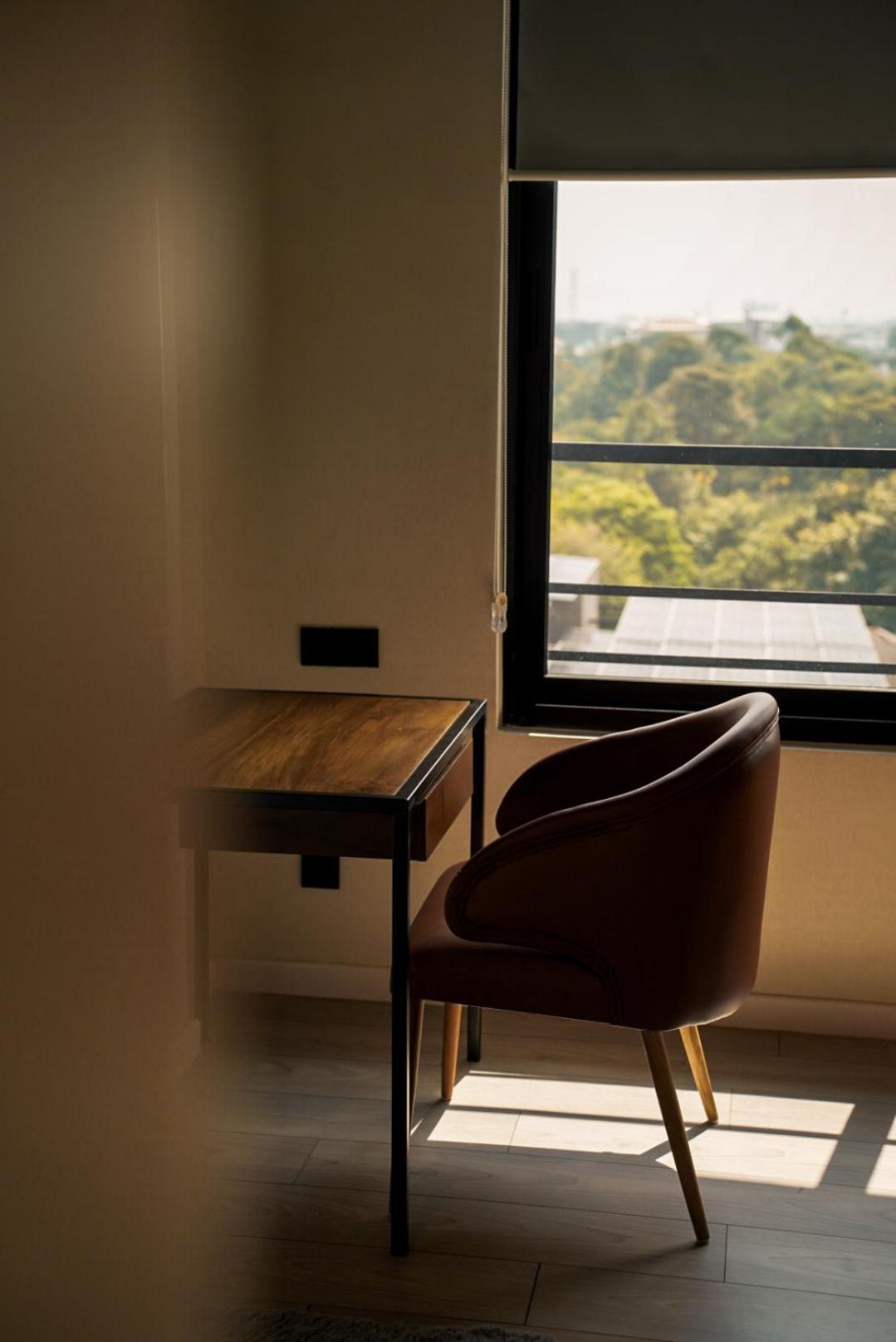 Vaux Park Street - A Collection Of 8 Luxury Lofts * Colombo