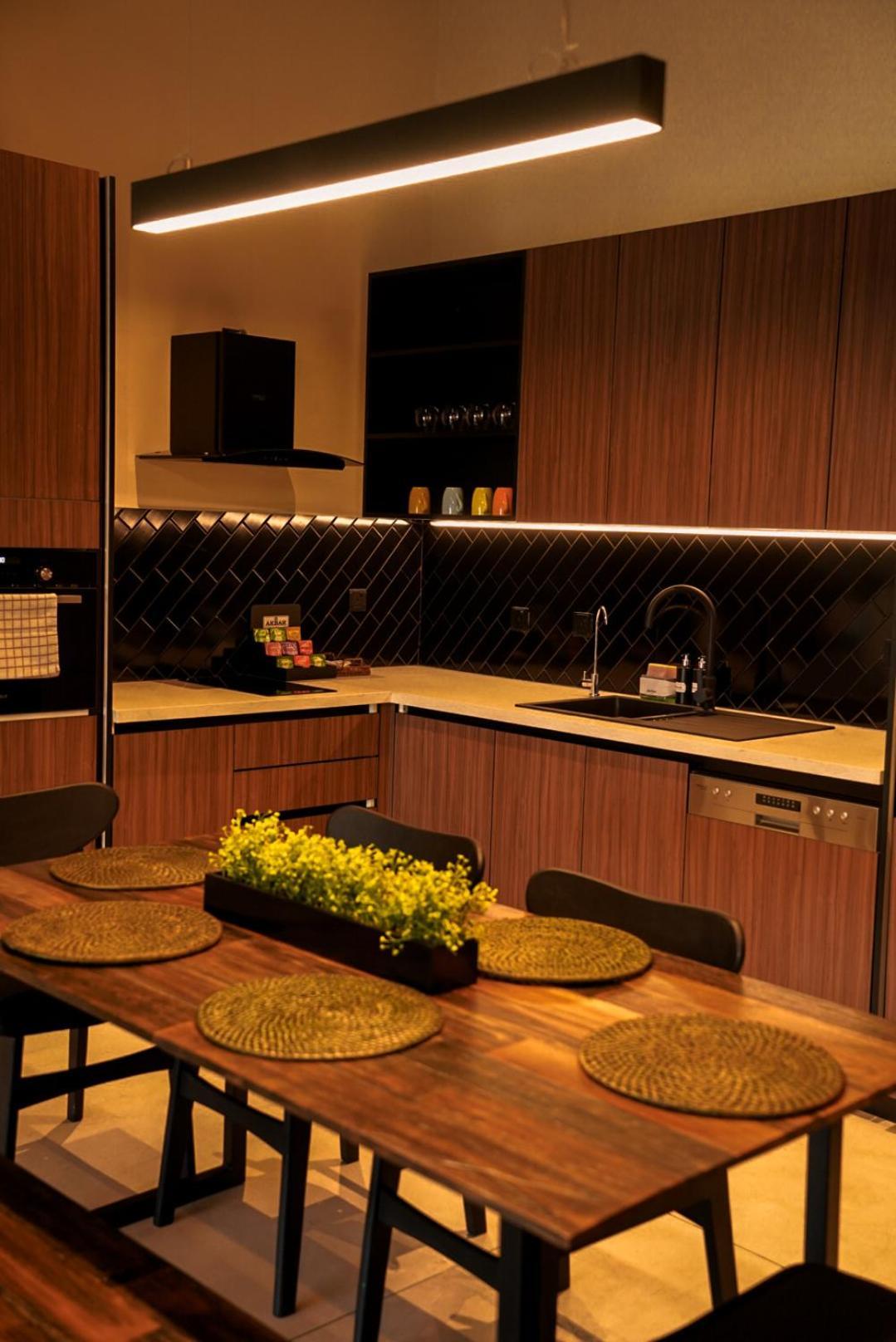 Aparthotel Vaux Park Street - A Collection Of 8 Luxury Lofts *