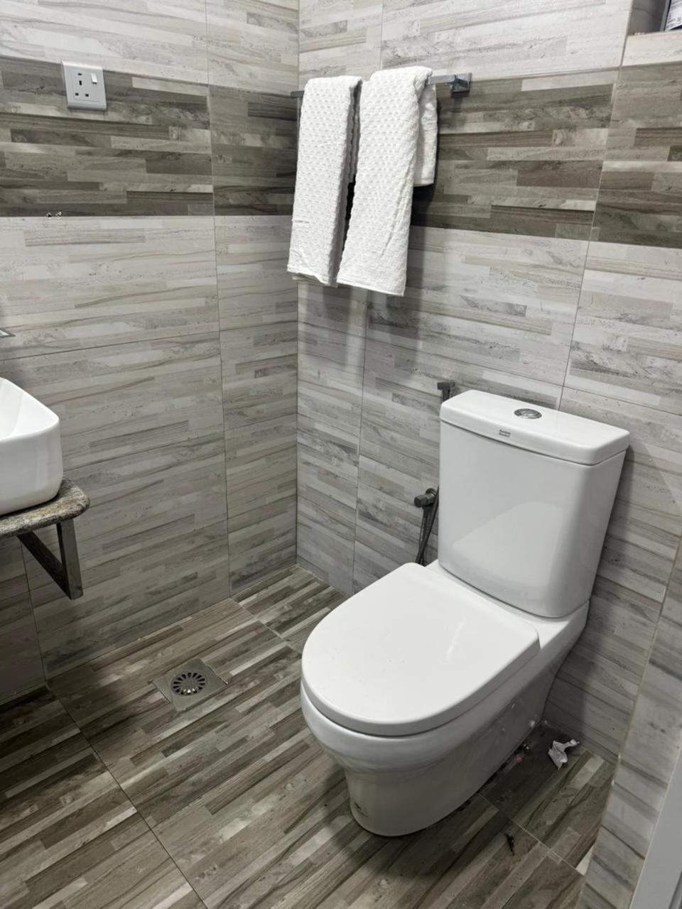 Ibc 28 Luxury