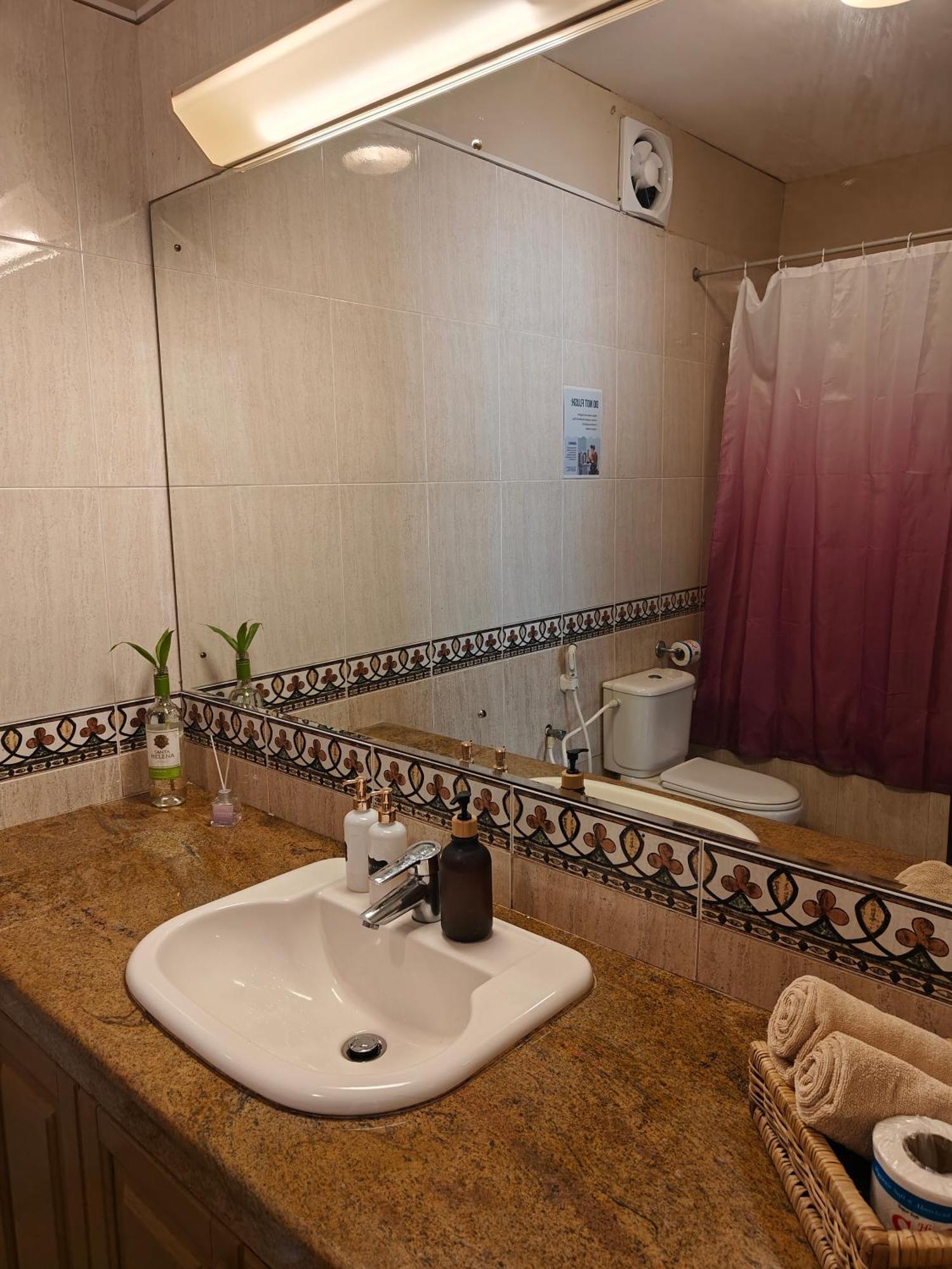 Hotel Palmyrah Residencies *
