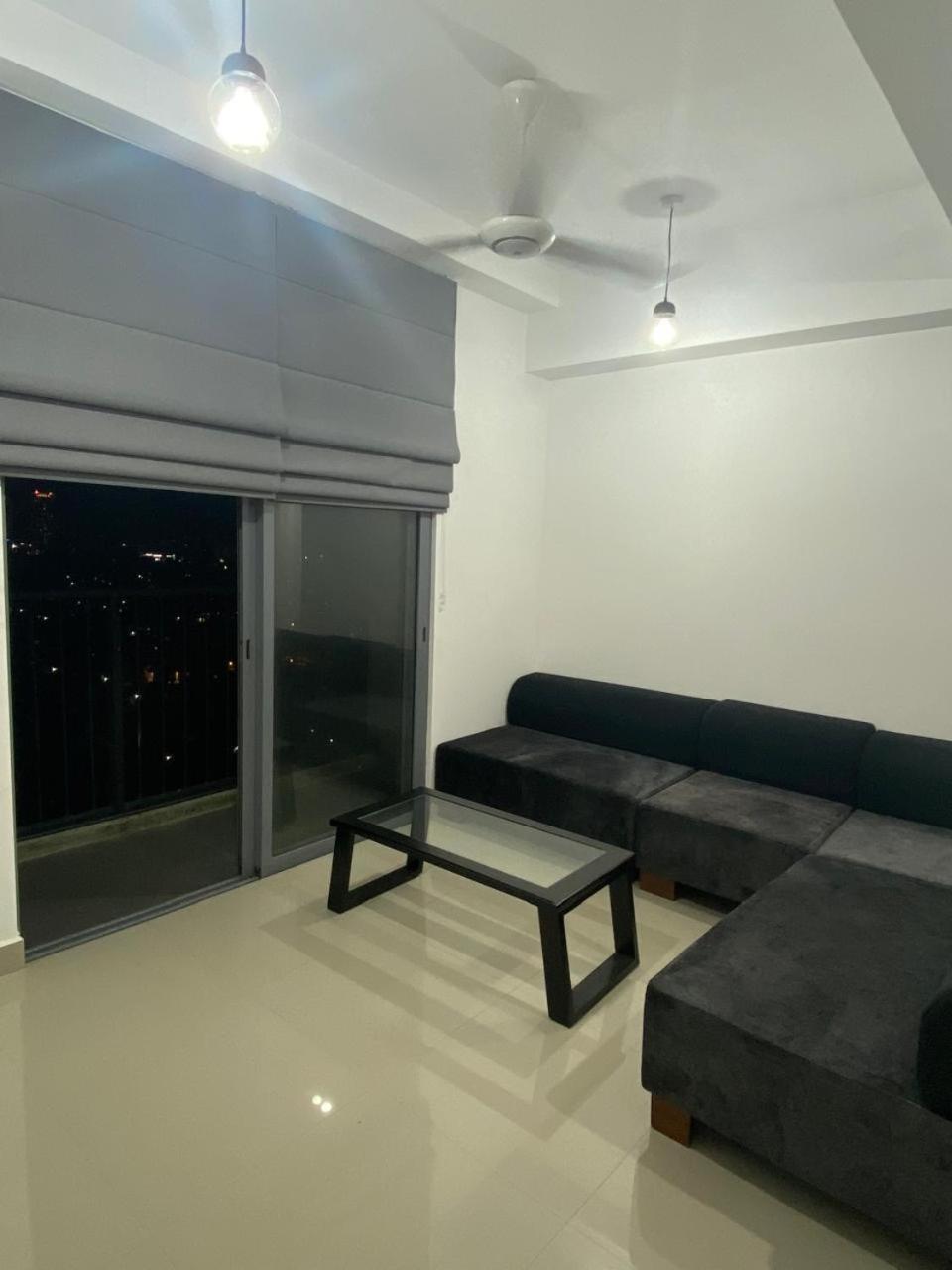 Oval View Residencies Apartment *