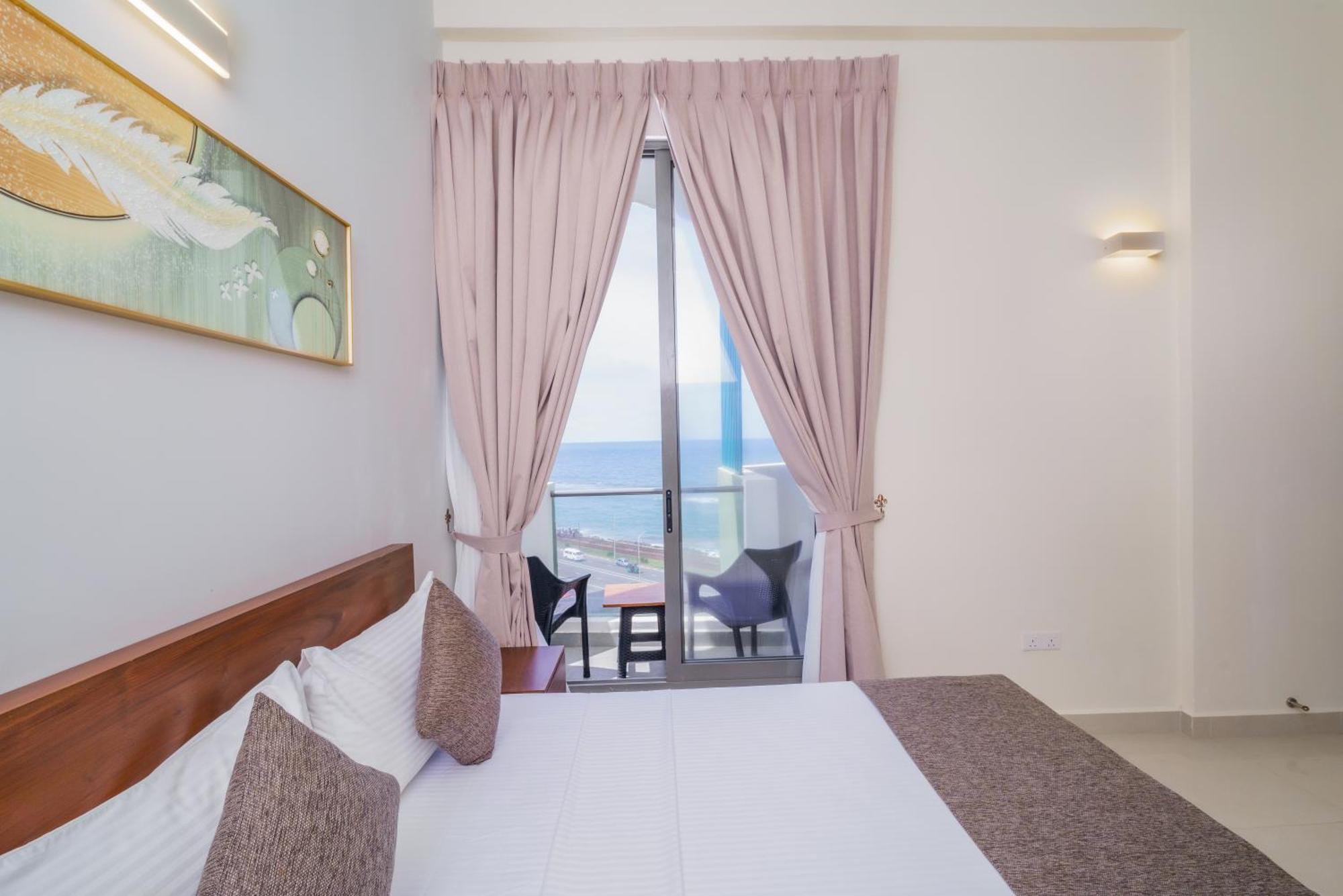 Marine Apartment *
