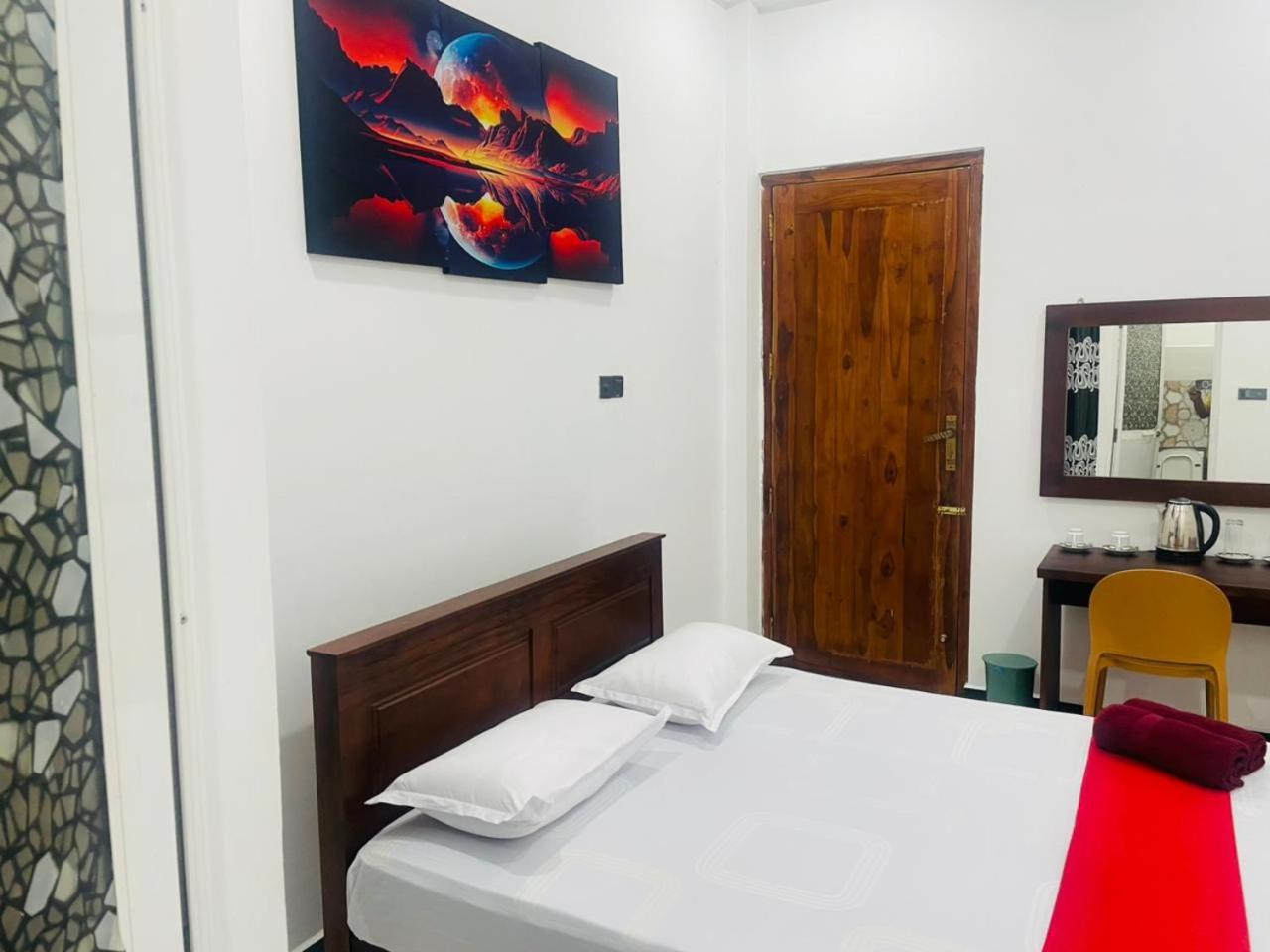 Ceylonia Hotel 3*