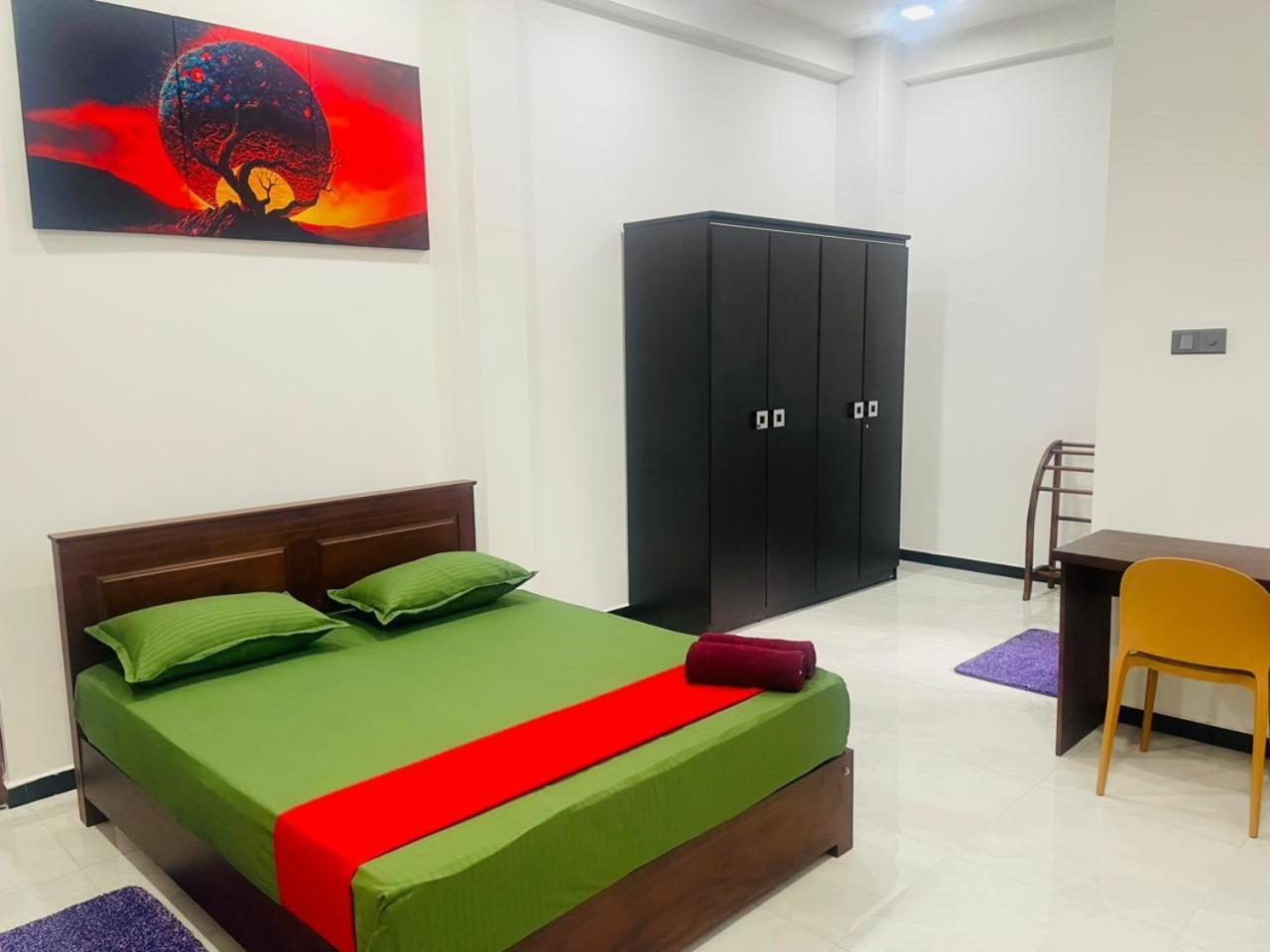 Ceylonia Hotel 3*