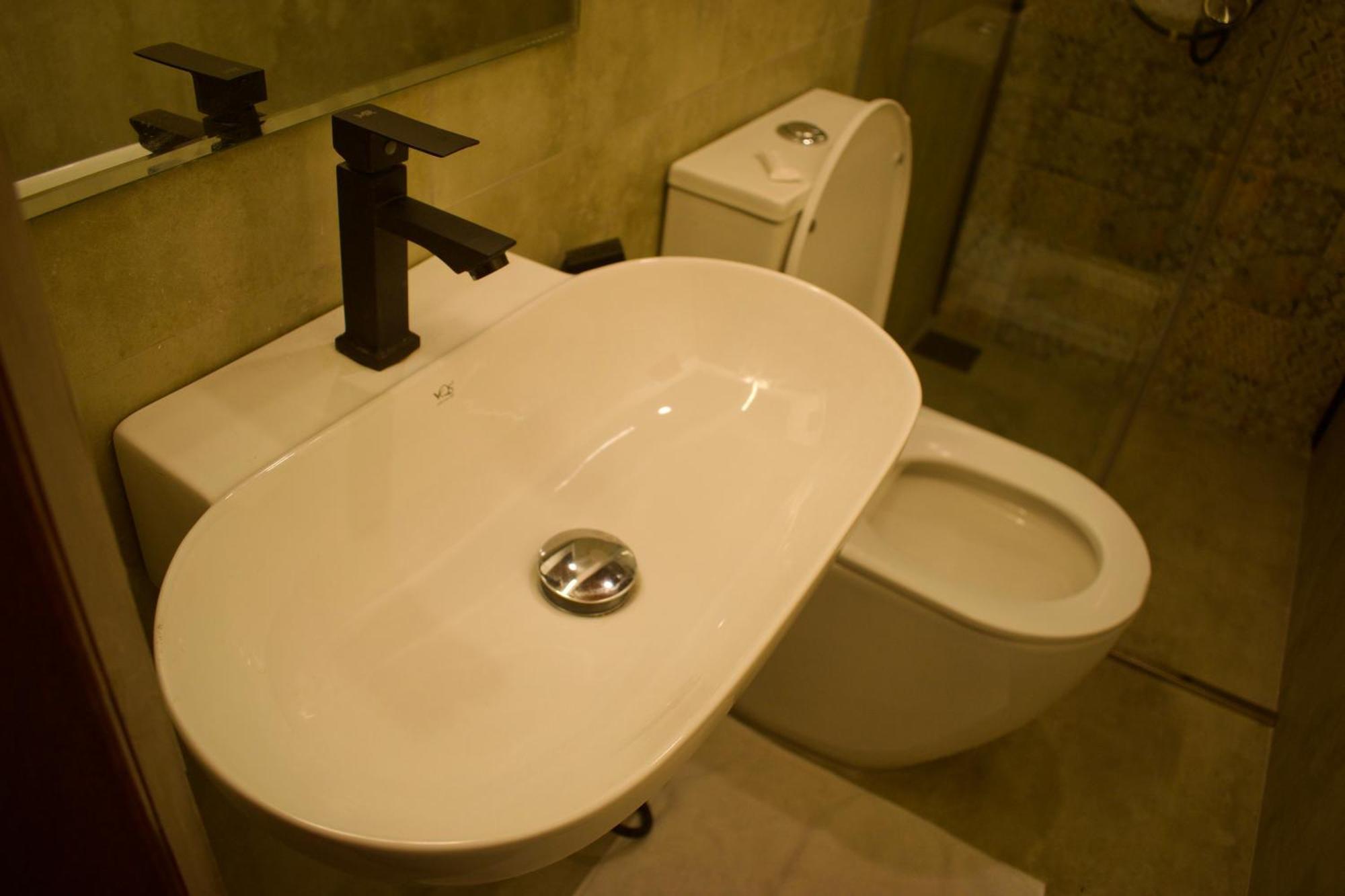 Hotel Vivid *