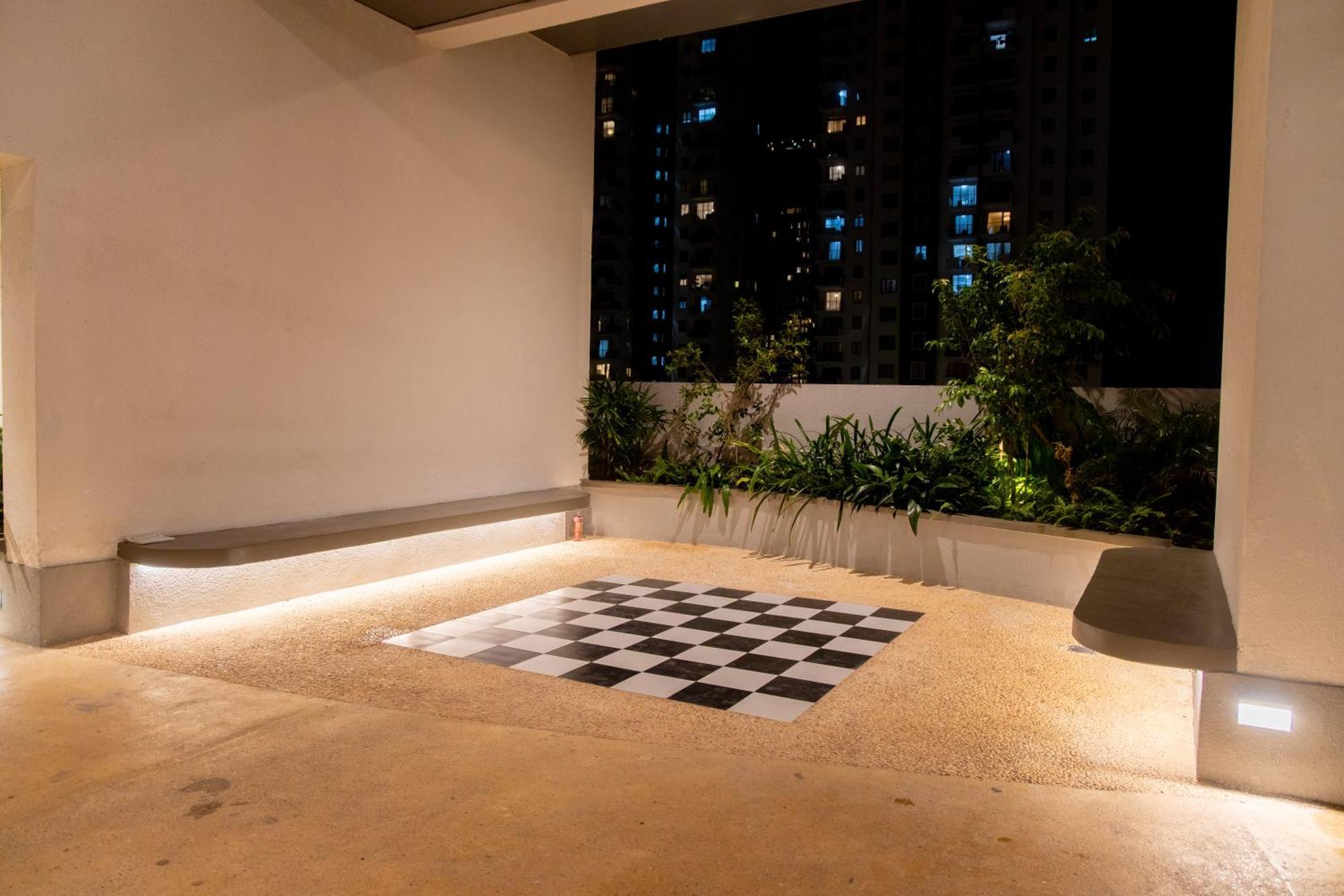 Urban Oasis, Tri-zen Luxury In
