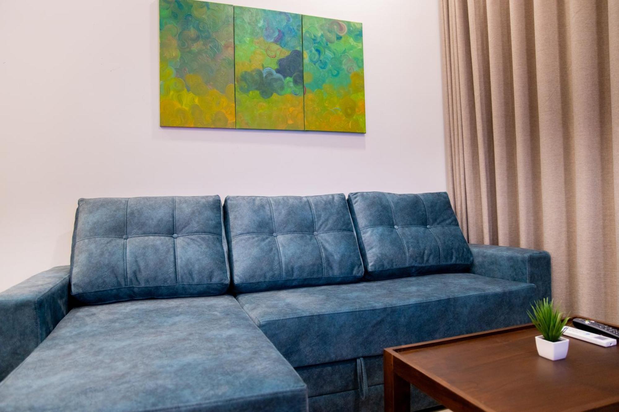 Urban Oasis, Tri-zen Luxury In