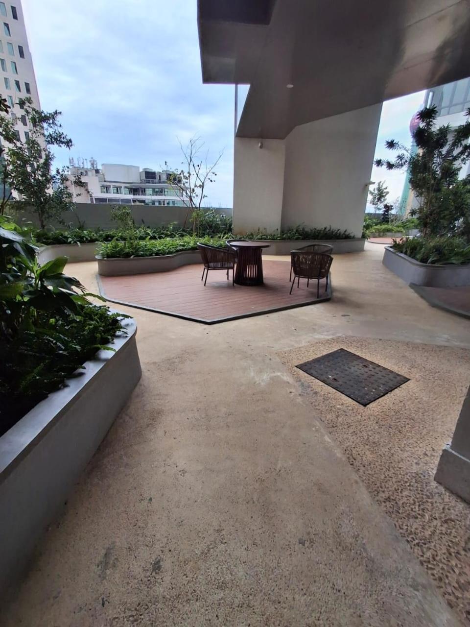 The Anchorage Grand At Tri-zen 02 Apartment *