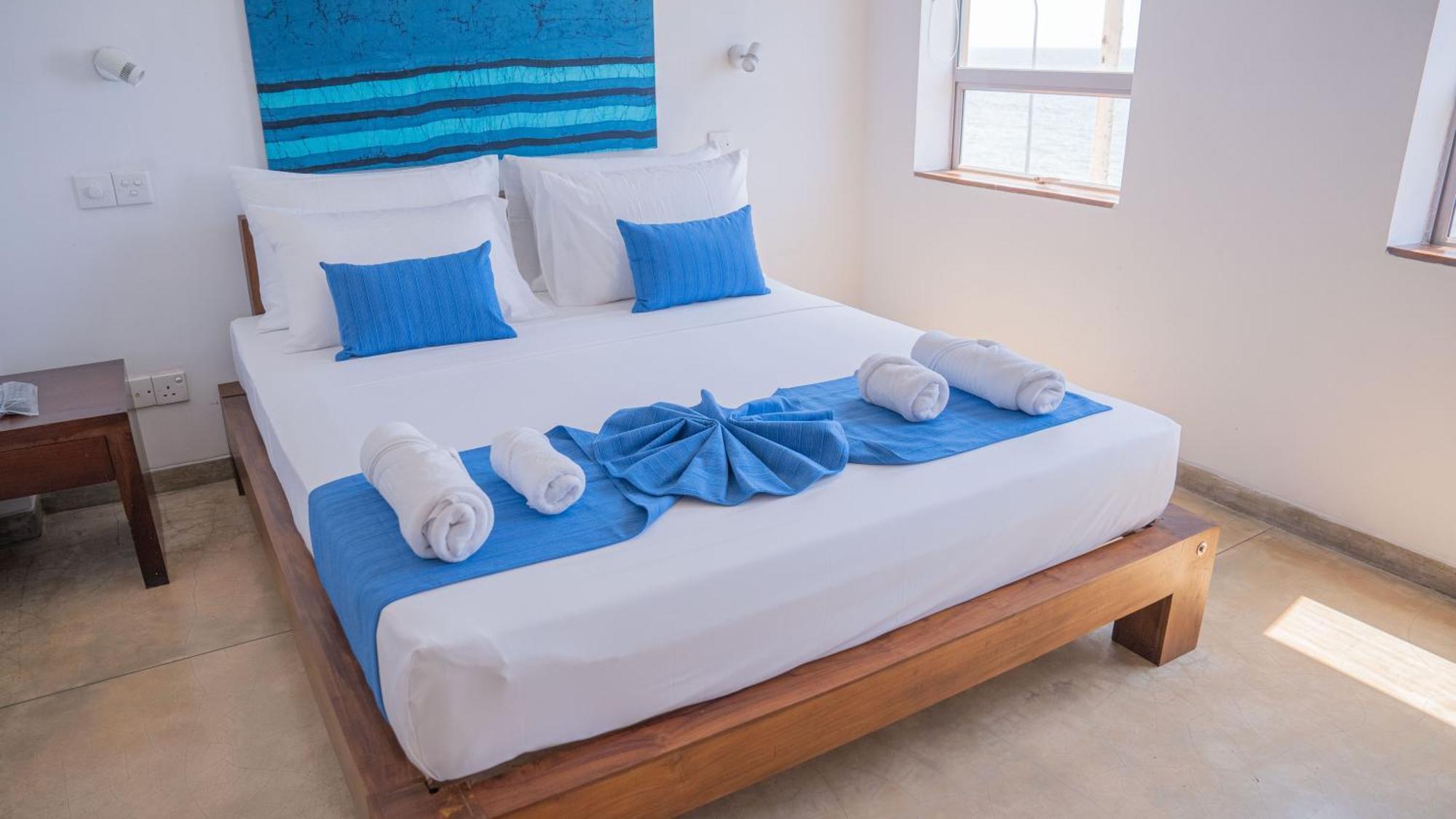 Hotel The Ocean Front By The Serendipity Collection 3*