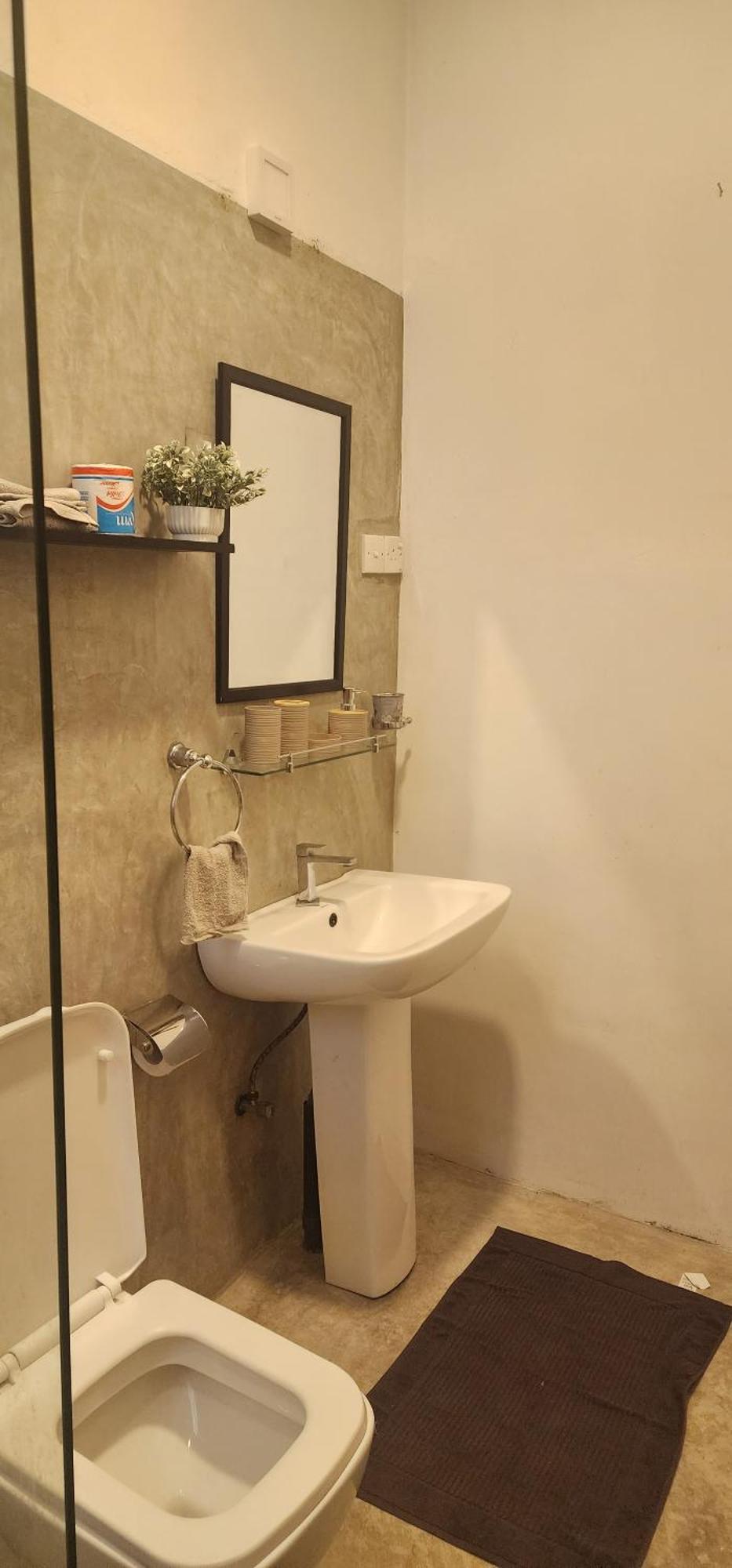 Aaram House Guest house *