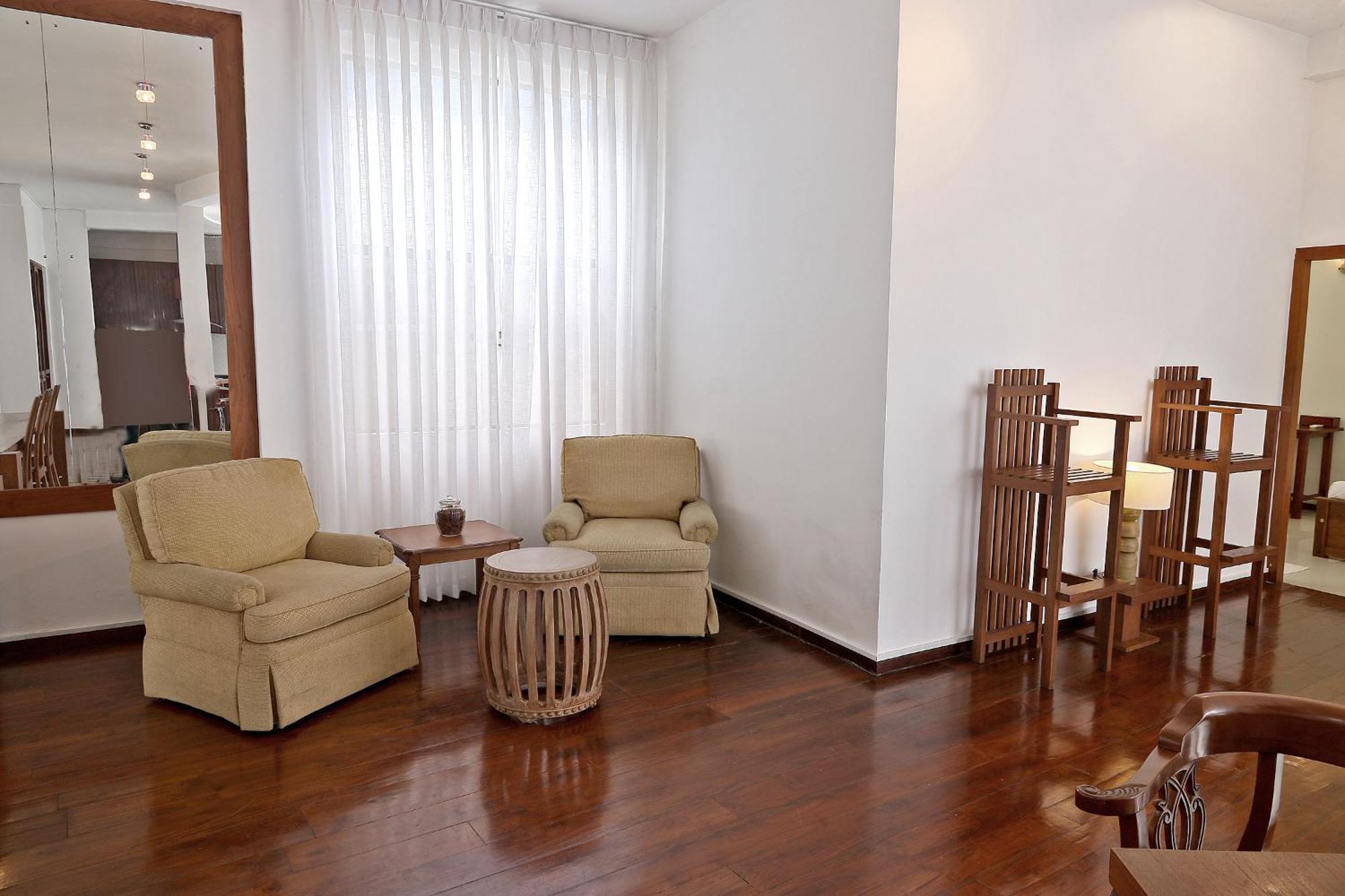 7 Horton * Colombo