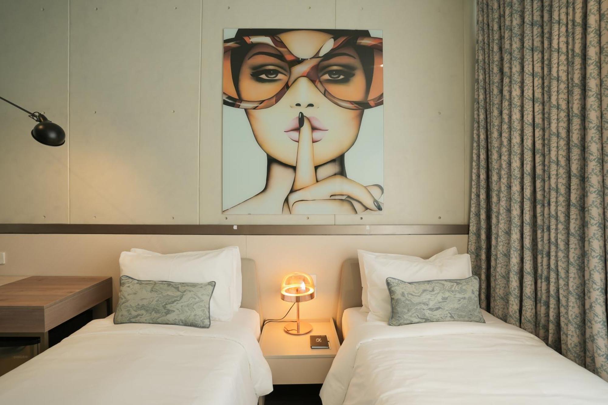 Sesaya Poshtel & Bistro Hotel 4*