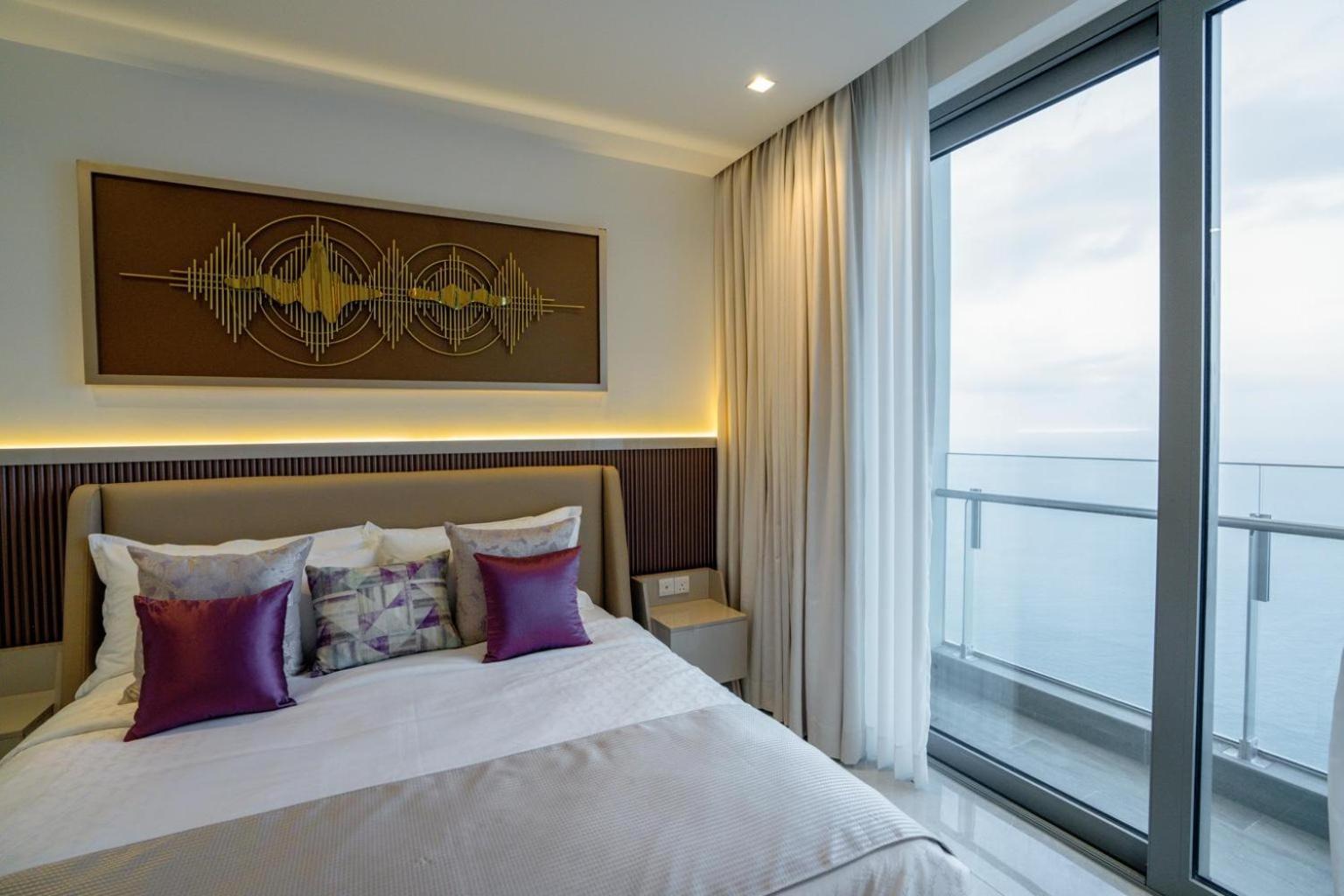 Luxury 3br Sky Rise Apartment