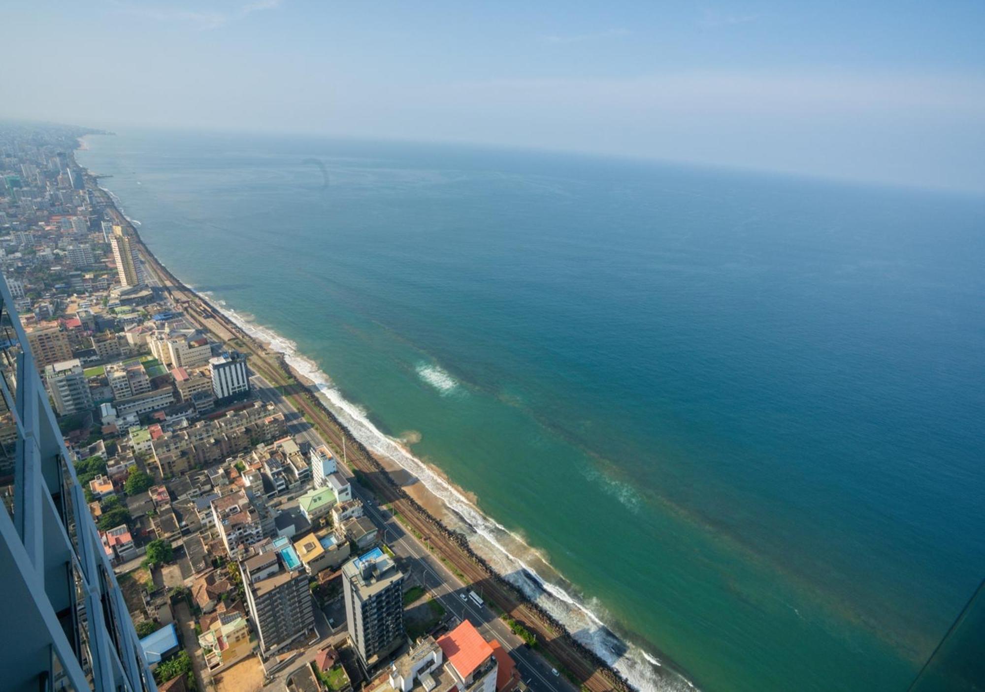 Luxury 3br Sky Rise Apartment Colombo