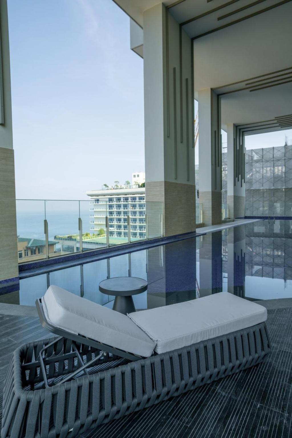 Luxury 3br Sky Rise Apartment